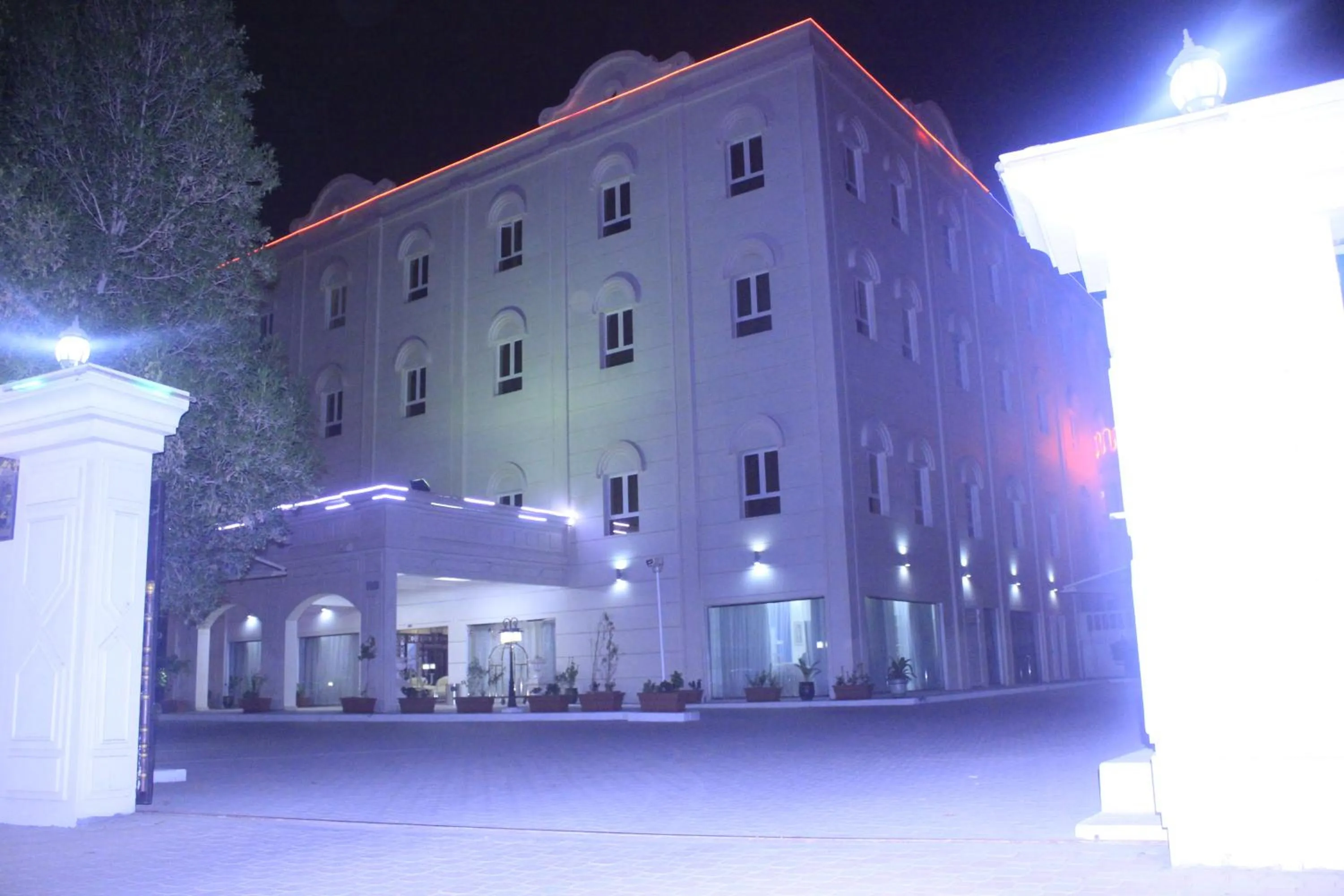 Nearby landmark in Royal Gardens Hotel