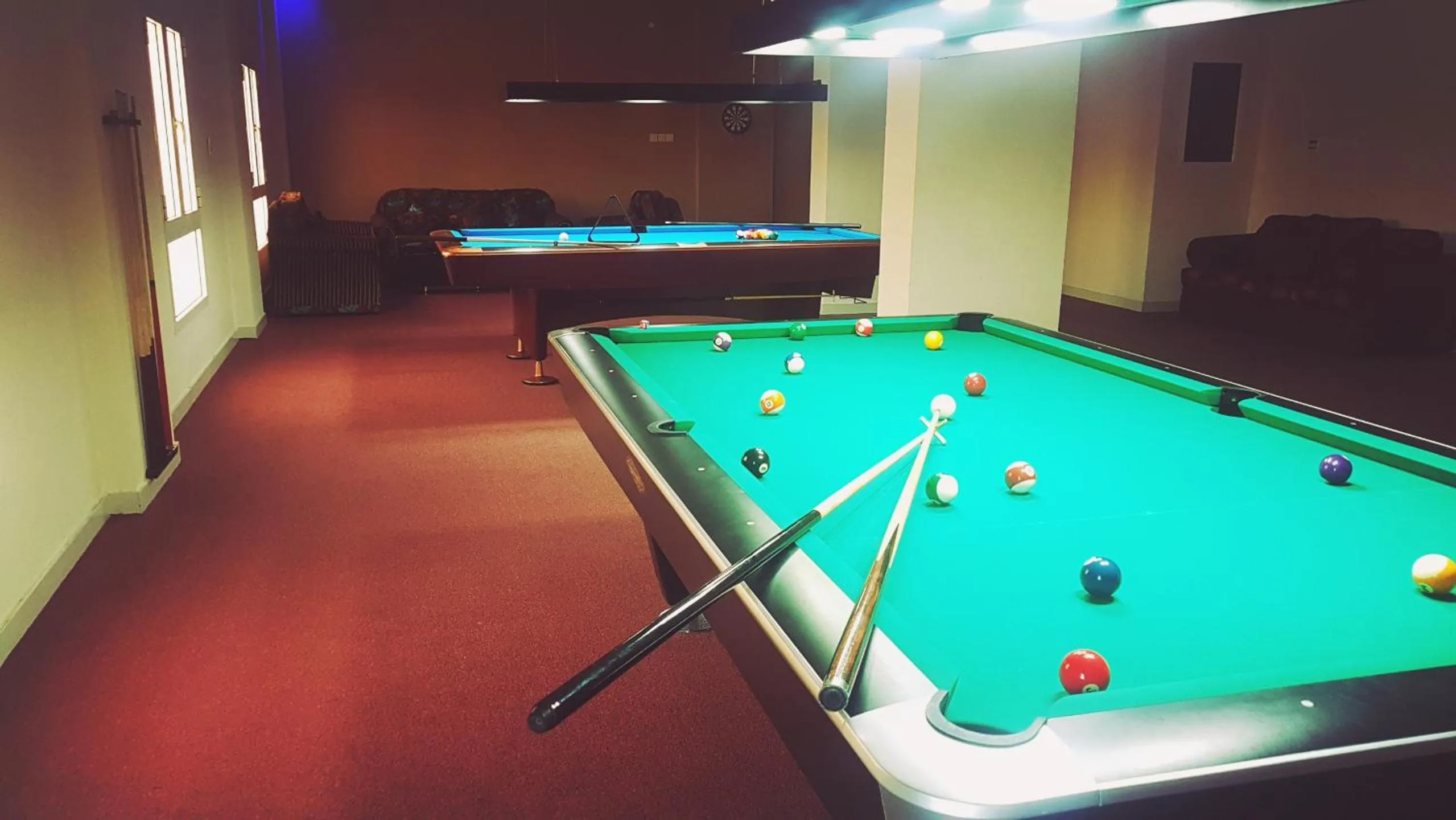 Billiard in Royal Gardens Hotel