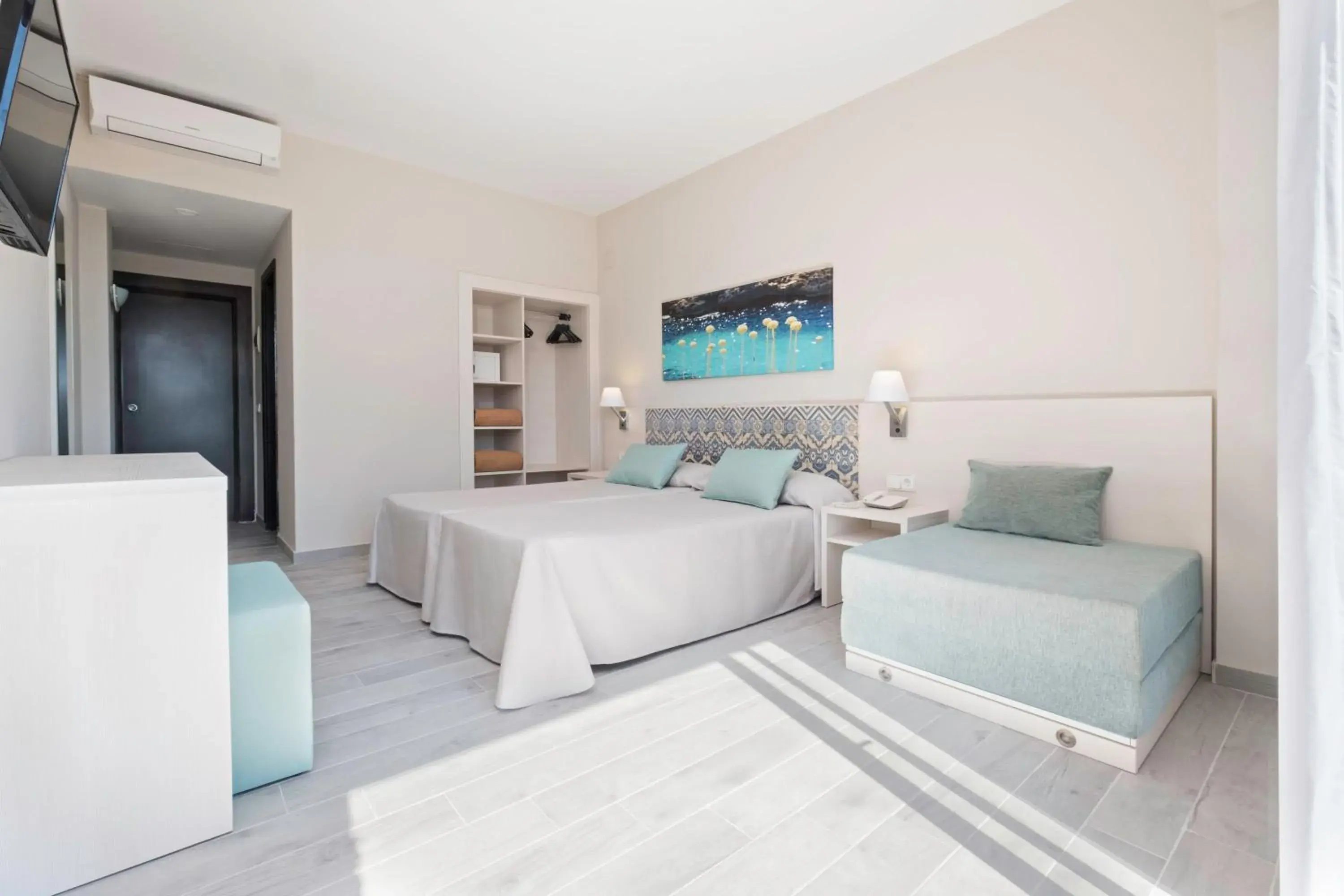 Property building, Bed in azuLine Hotel Llevant Property building, Bed in azuLine Hotel Llevant