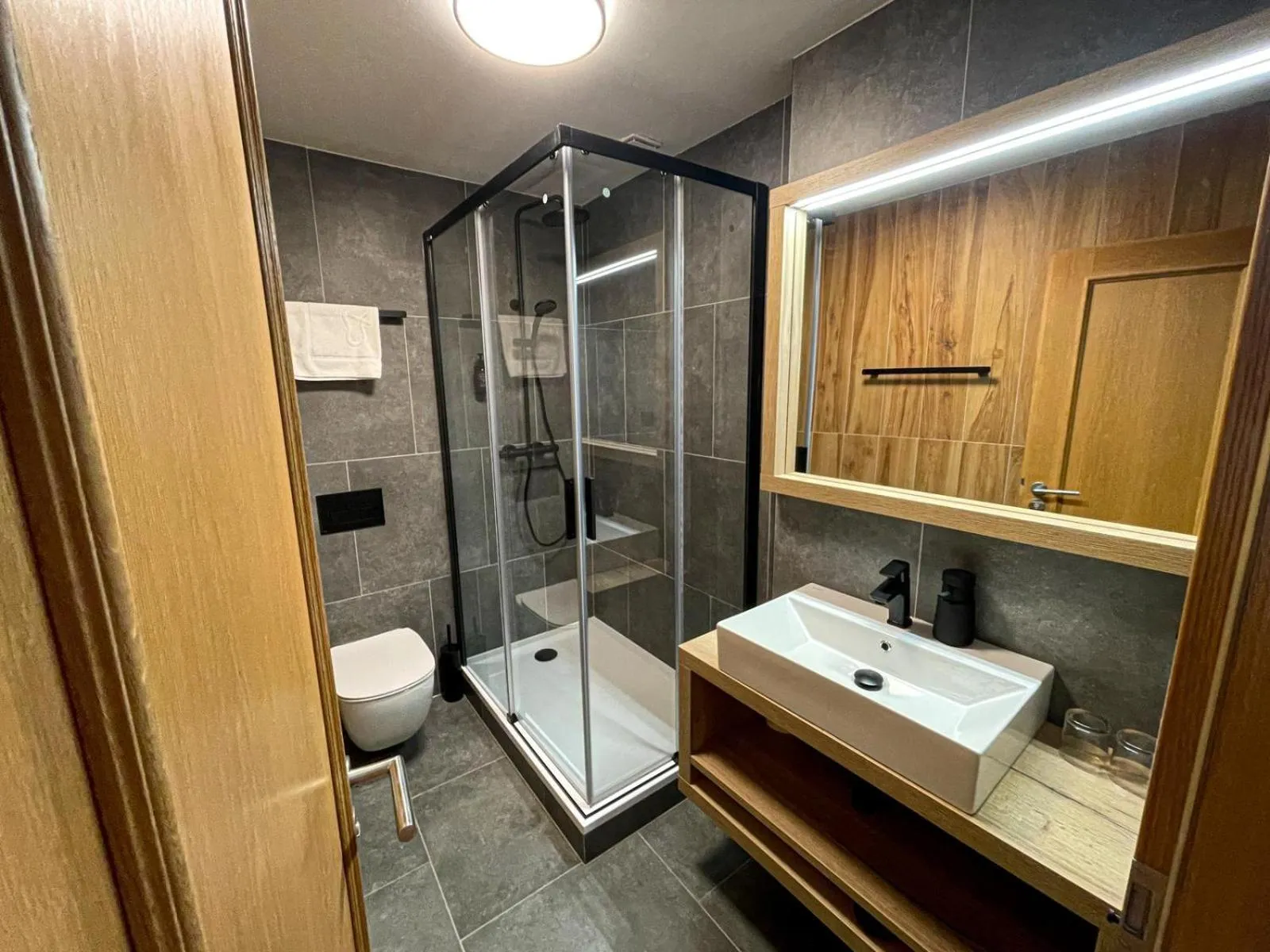Shower in Wellness Hotel Grand