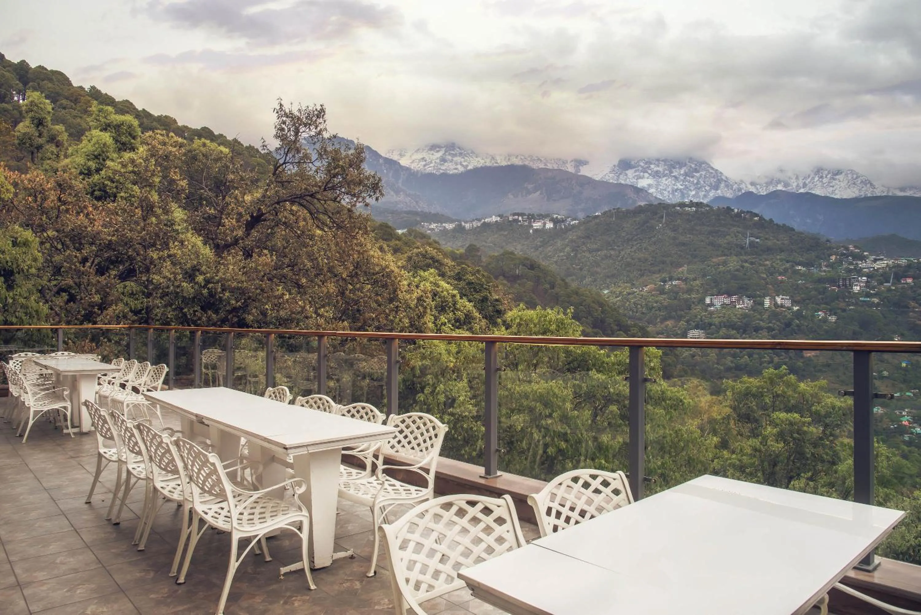 Natural landscape in Echor Mandara TreeVilla Dharamshala