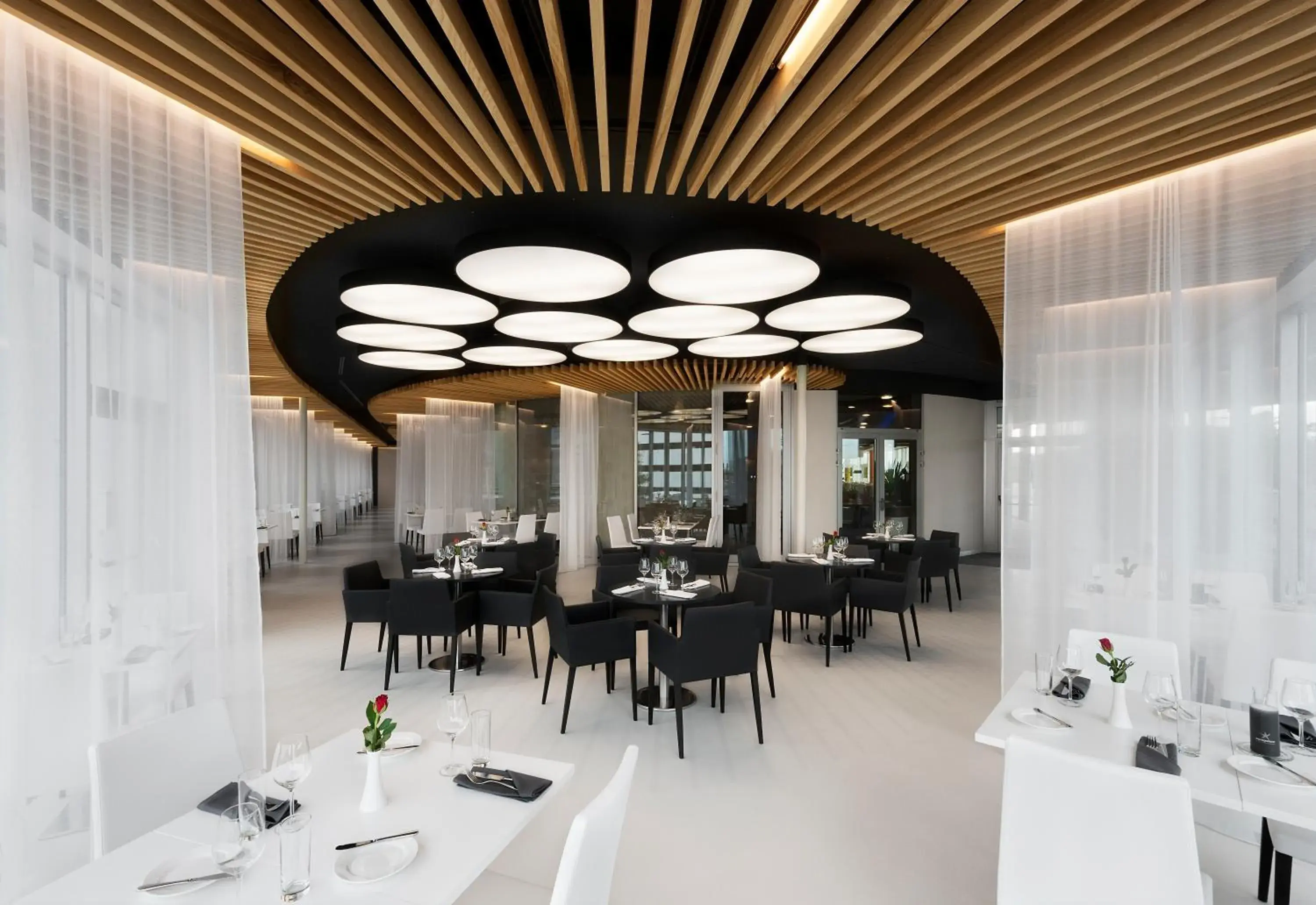 Restaurant/places to eat in Aquapalace Hotel Prague Restaurant/places to eat in Aquapalace Hotel Prague