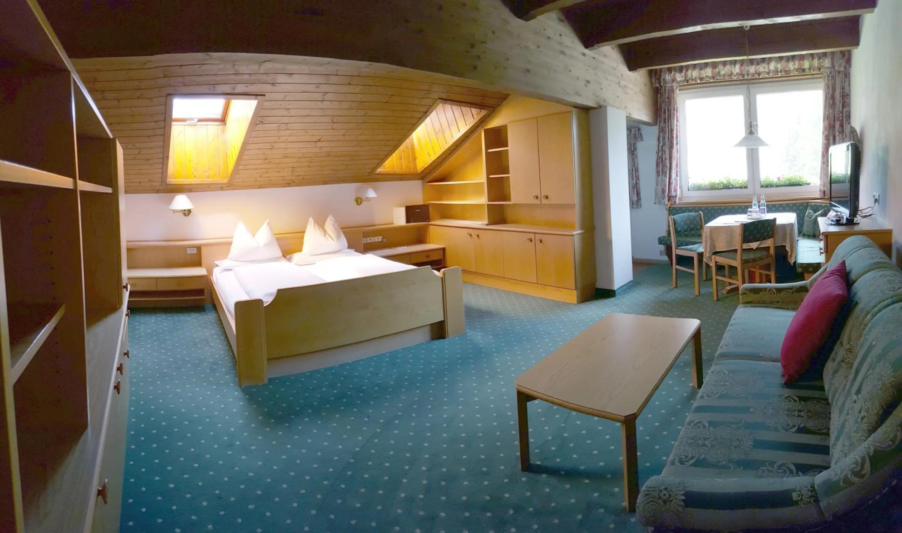 Bedroom, Bed in Residence Bad Moos