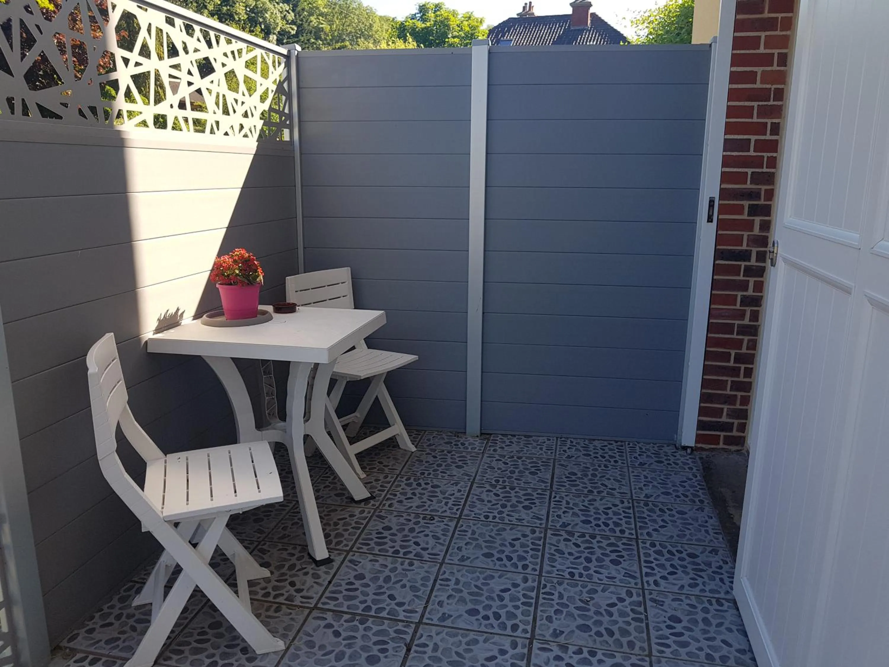 Balcony/Terrace in LES LUPINS