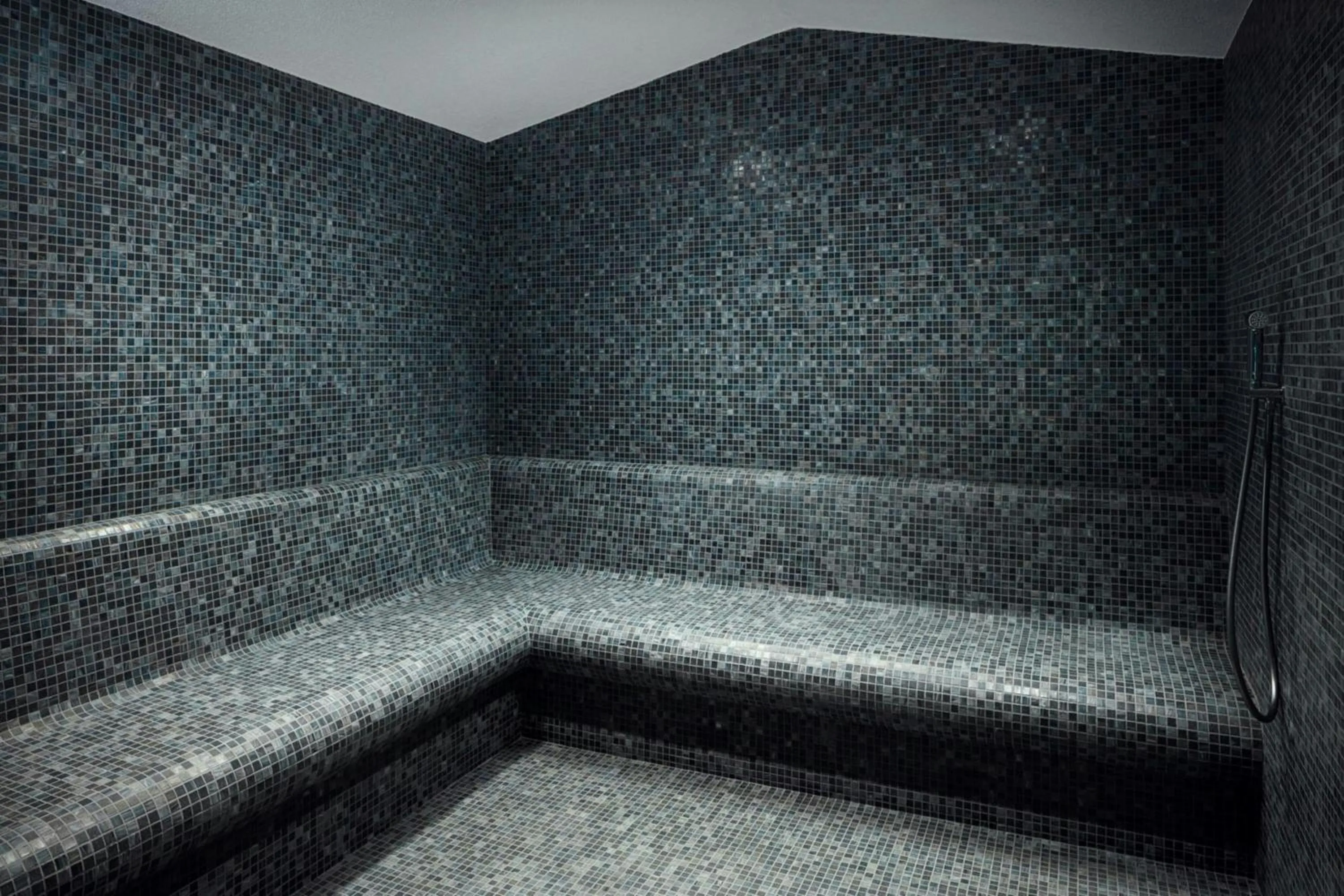 Fitness centre/facilities in Prague Marriott Hotel