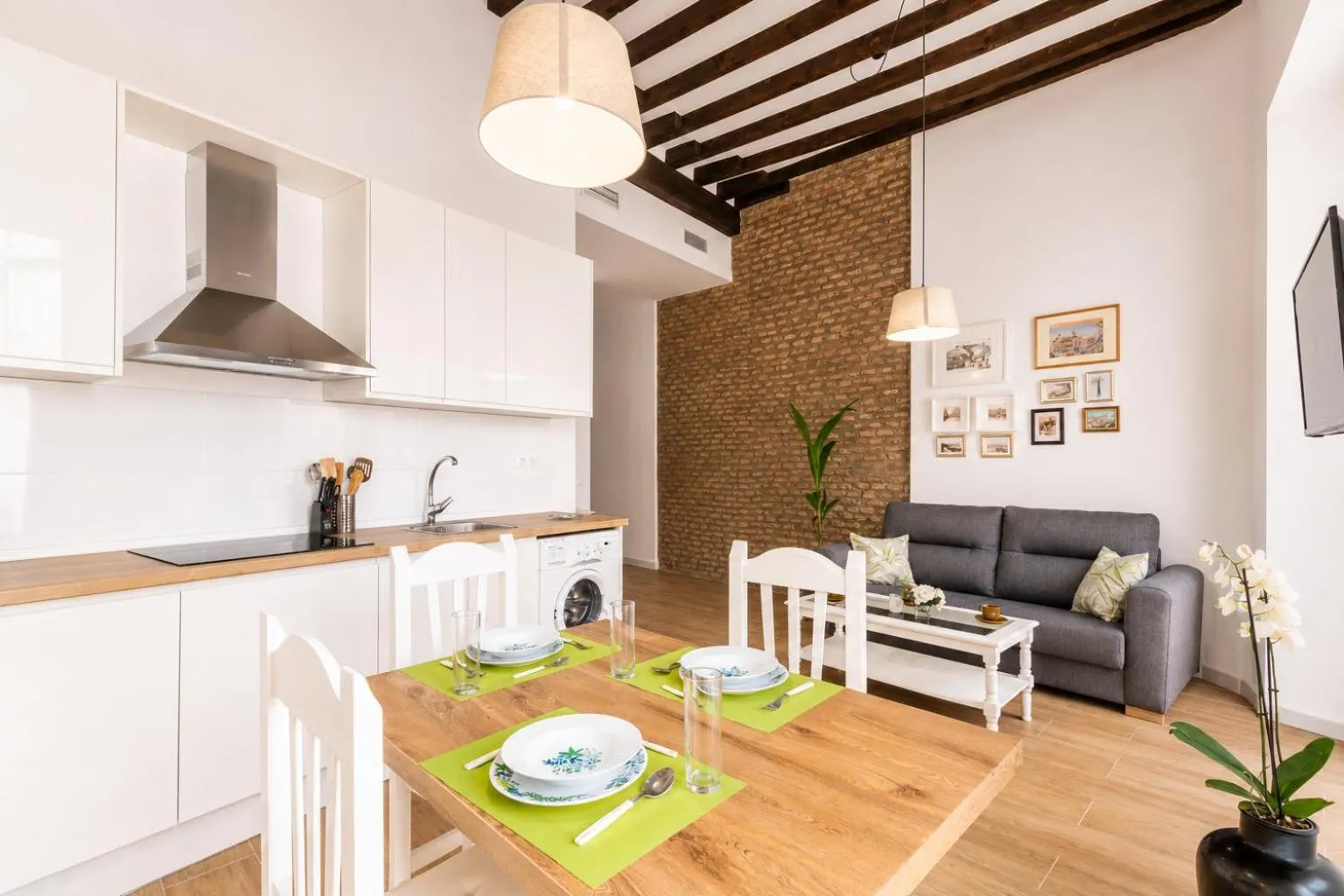 TV and multimedia in Apartamento Buganvilla
