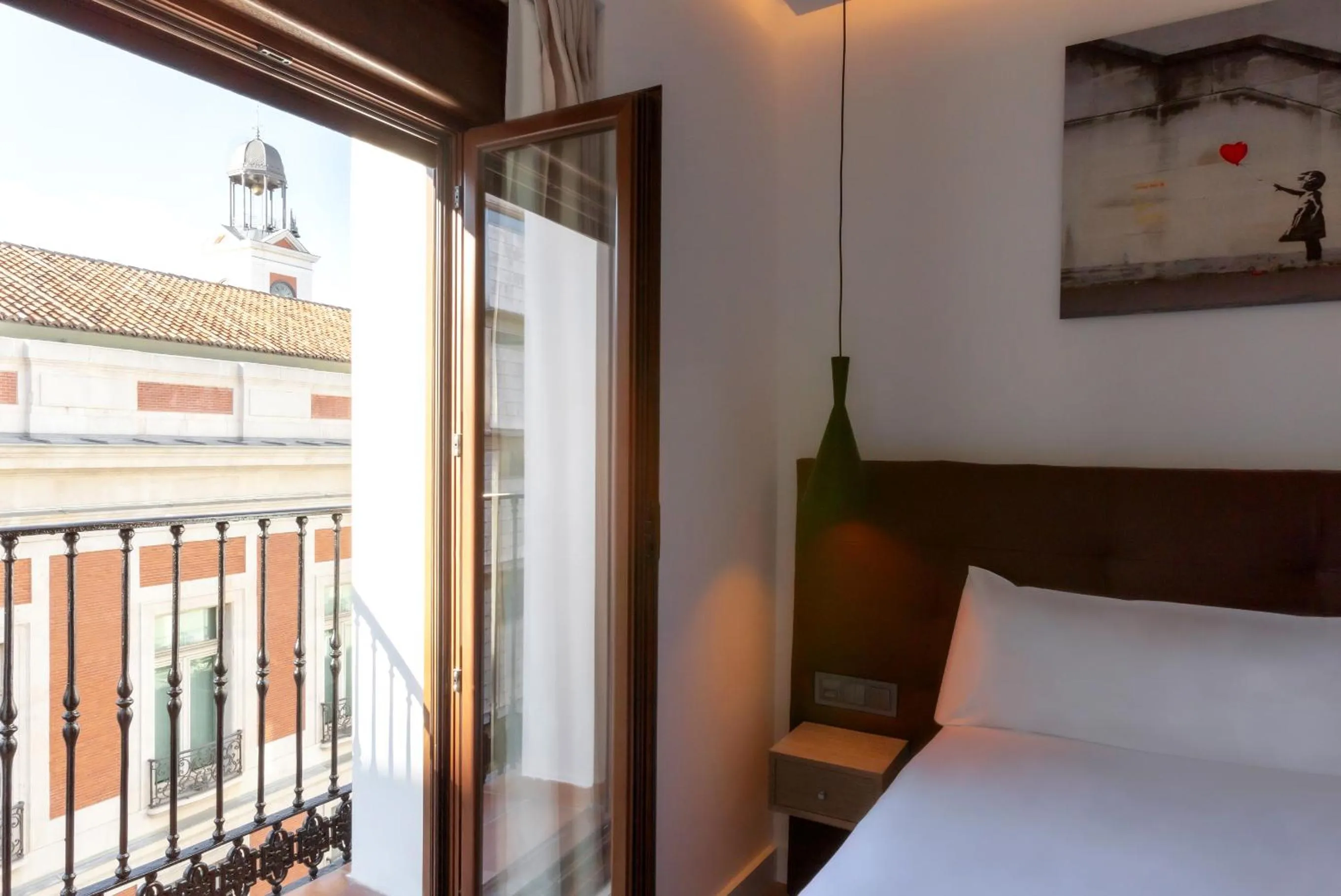 Balcony/Terrace, Bed in Woohoo Rooms Boutique Sol