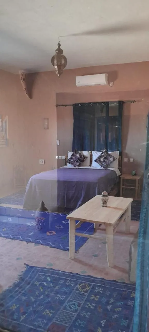 Bed in LESCALE DE OUARZAZATE
