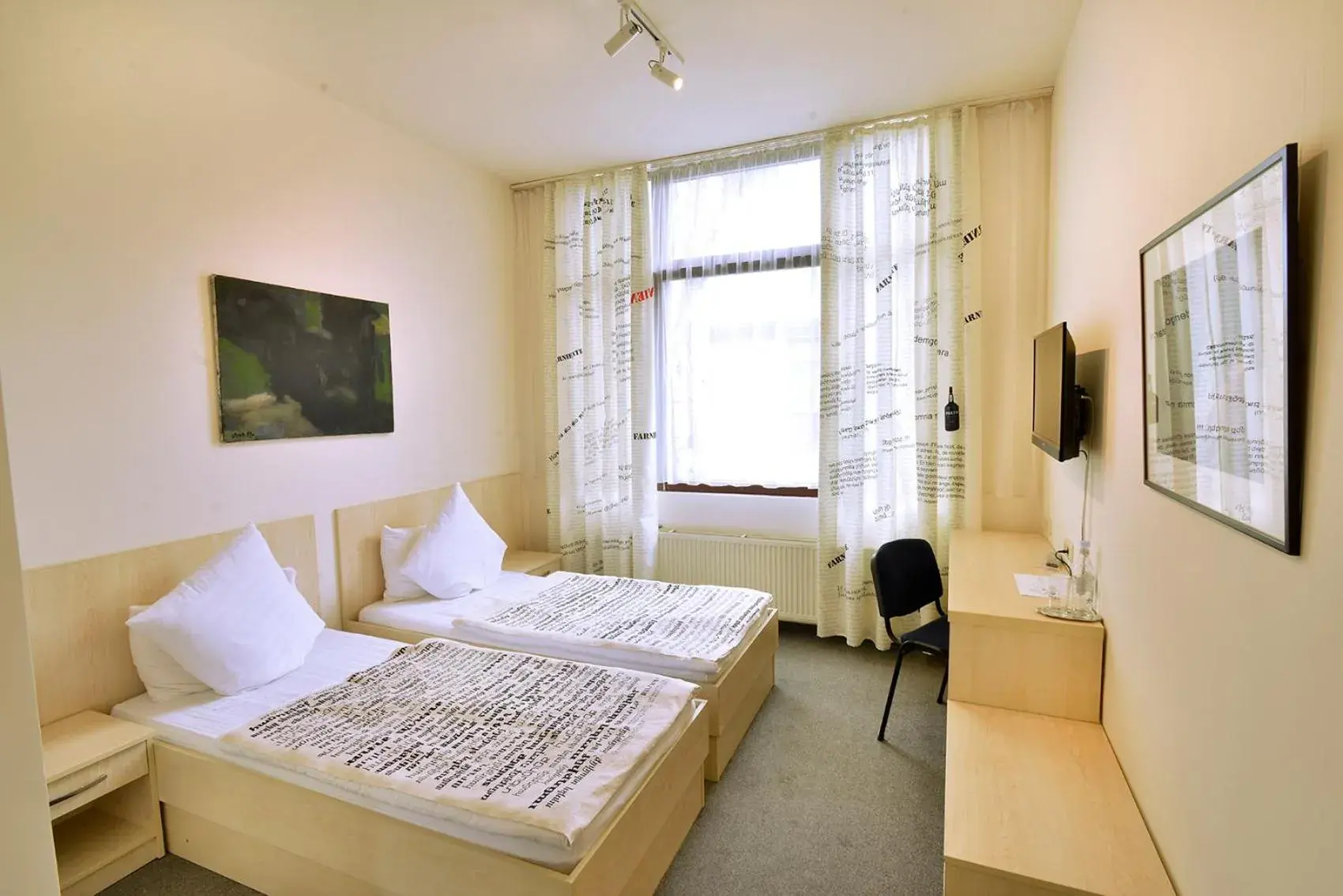 Standard Single Room - single occupancy in Berlin ART Hotel Standard Single Room - single occupancy in Berlin ART Hotel