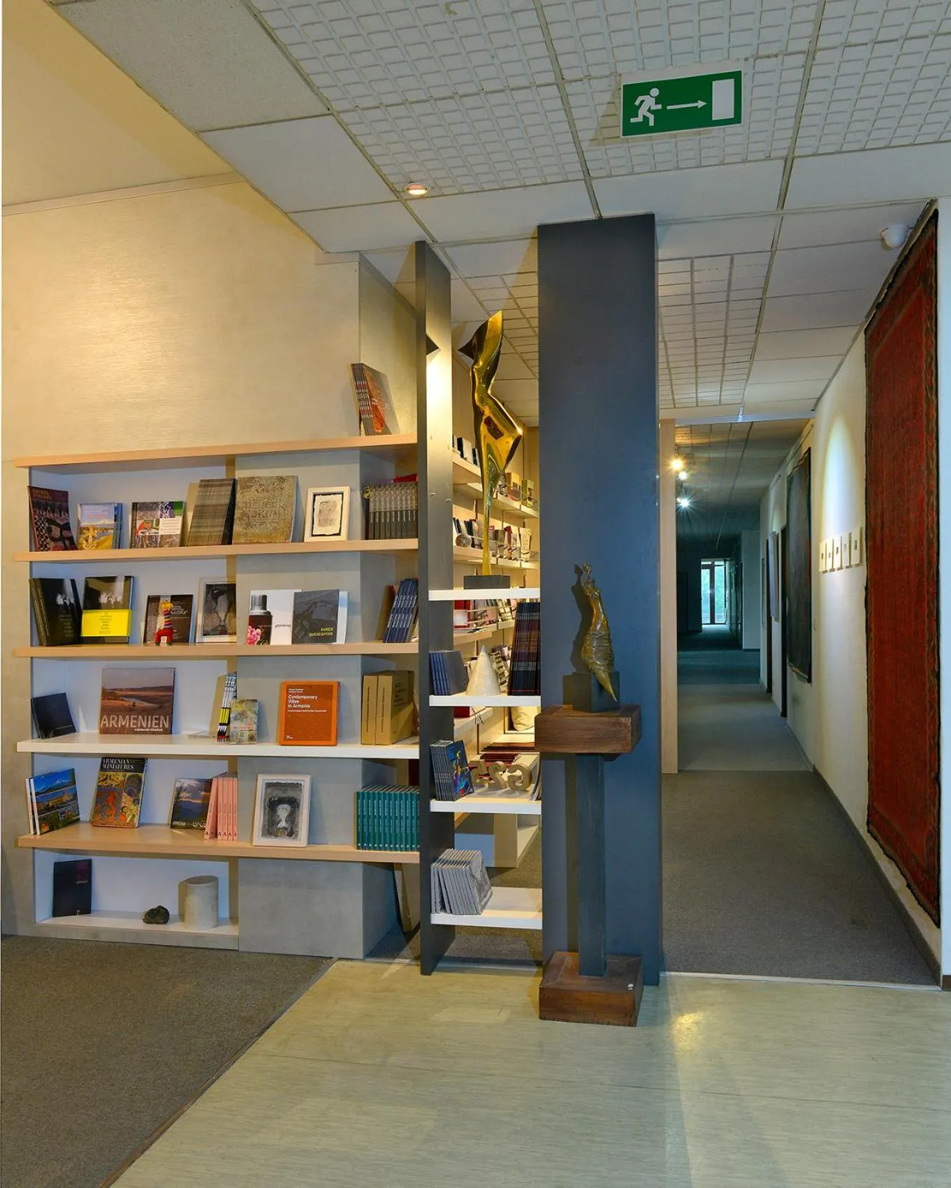 On-site shops in Berlin ART Hotel