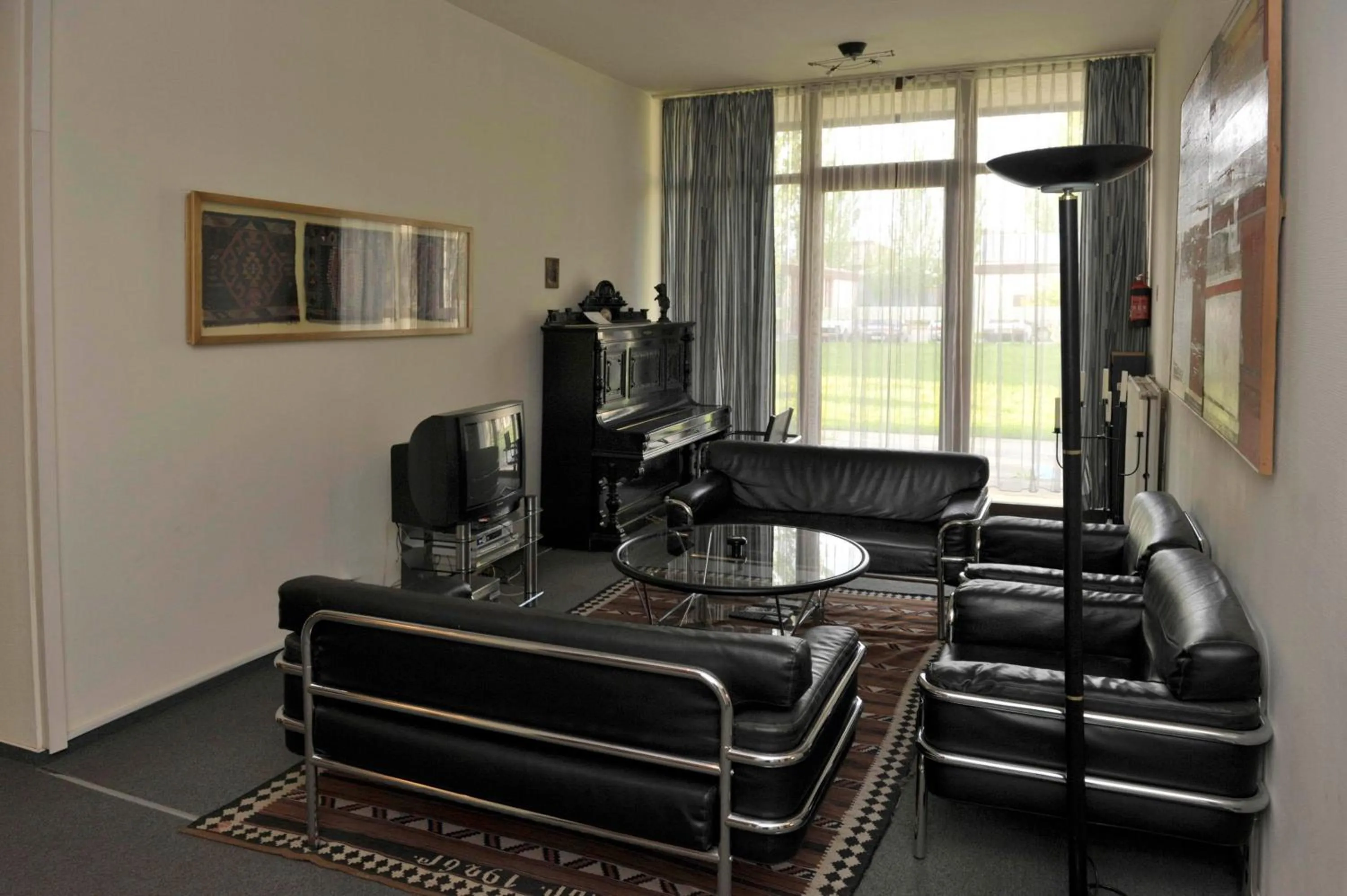 Seating area in Berlin ART Hotel