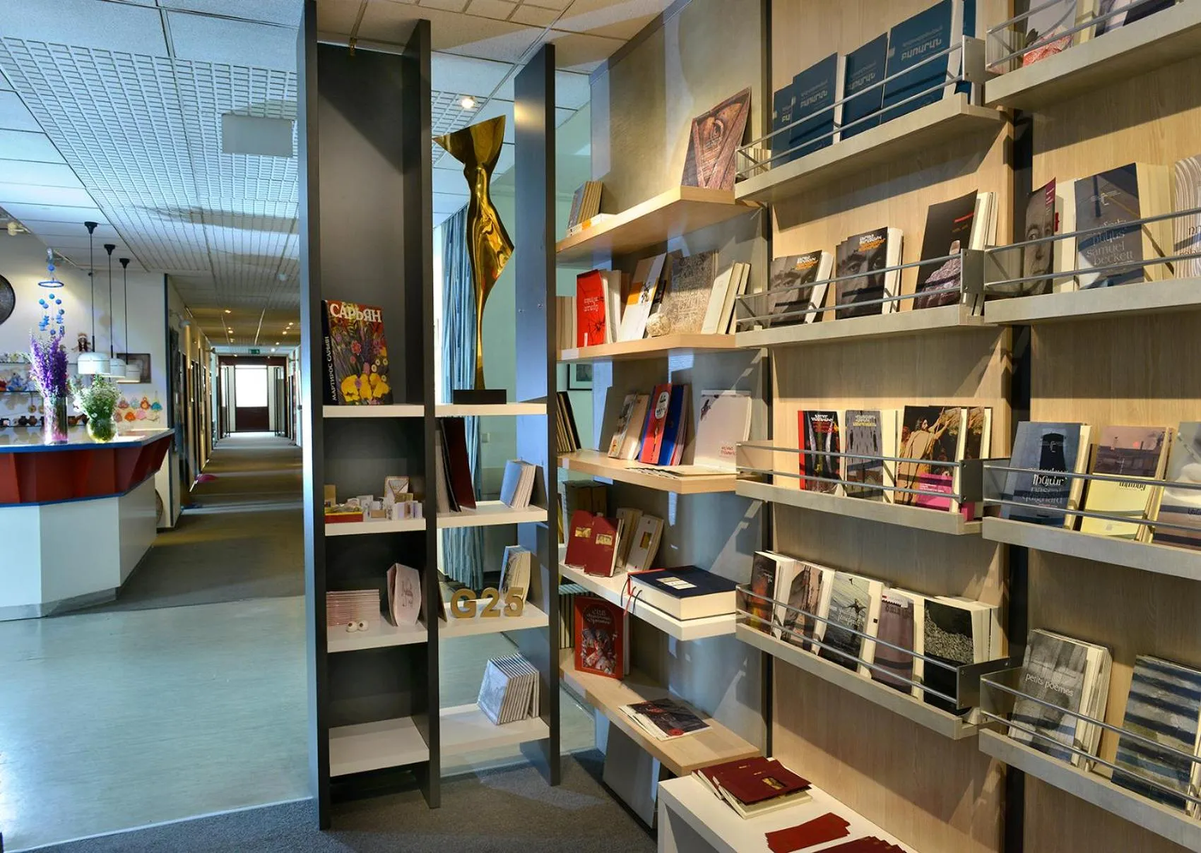 On-site shops in Berlin ART Hotel