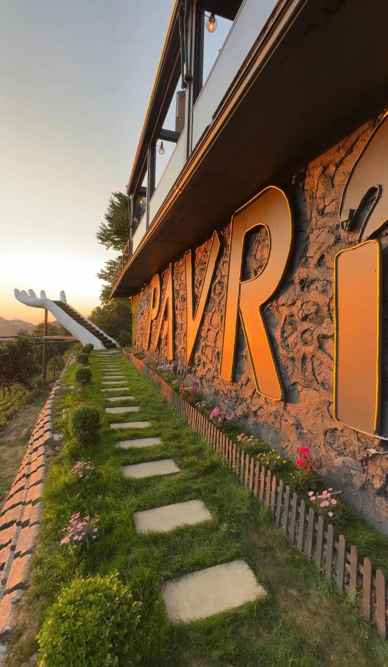 Property building in Pavri suit bungalov