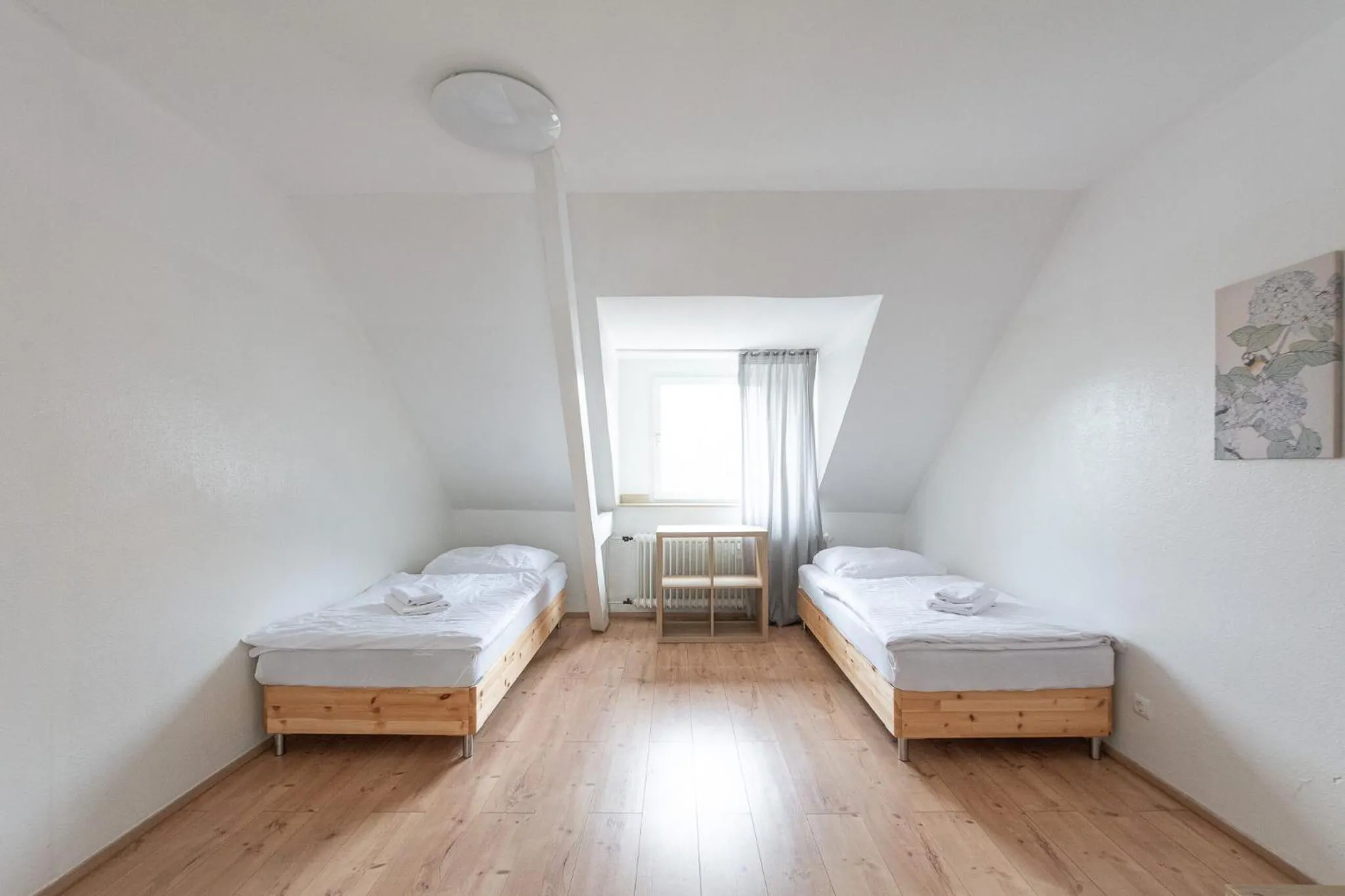 Bed in T&K Apartments - Apartments 20 Min to MESSE DUS