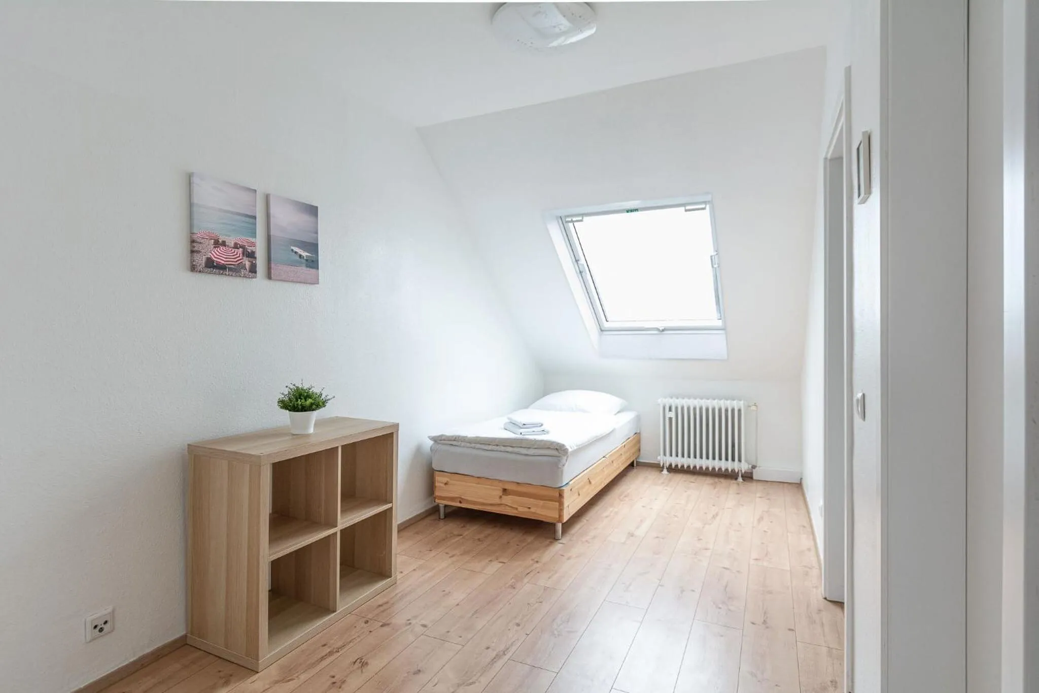 Bed in T&K Apartments - Apartments 20 Min to MESSE DUS