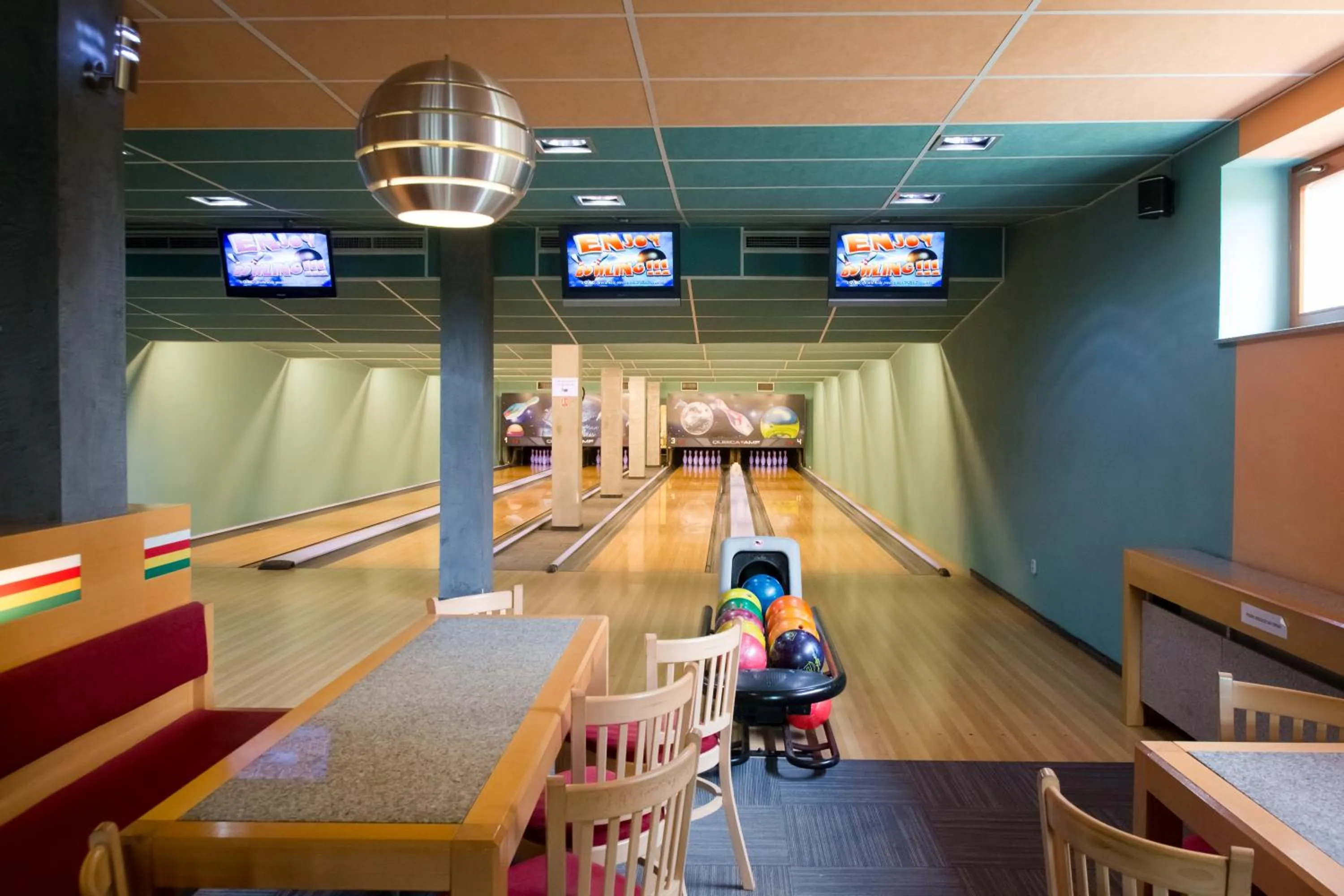 Bowling in Jan Maria Hotel