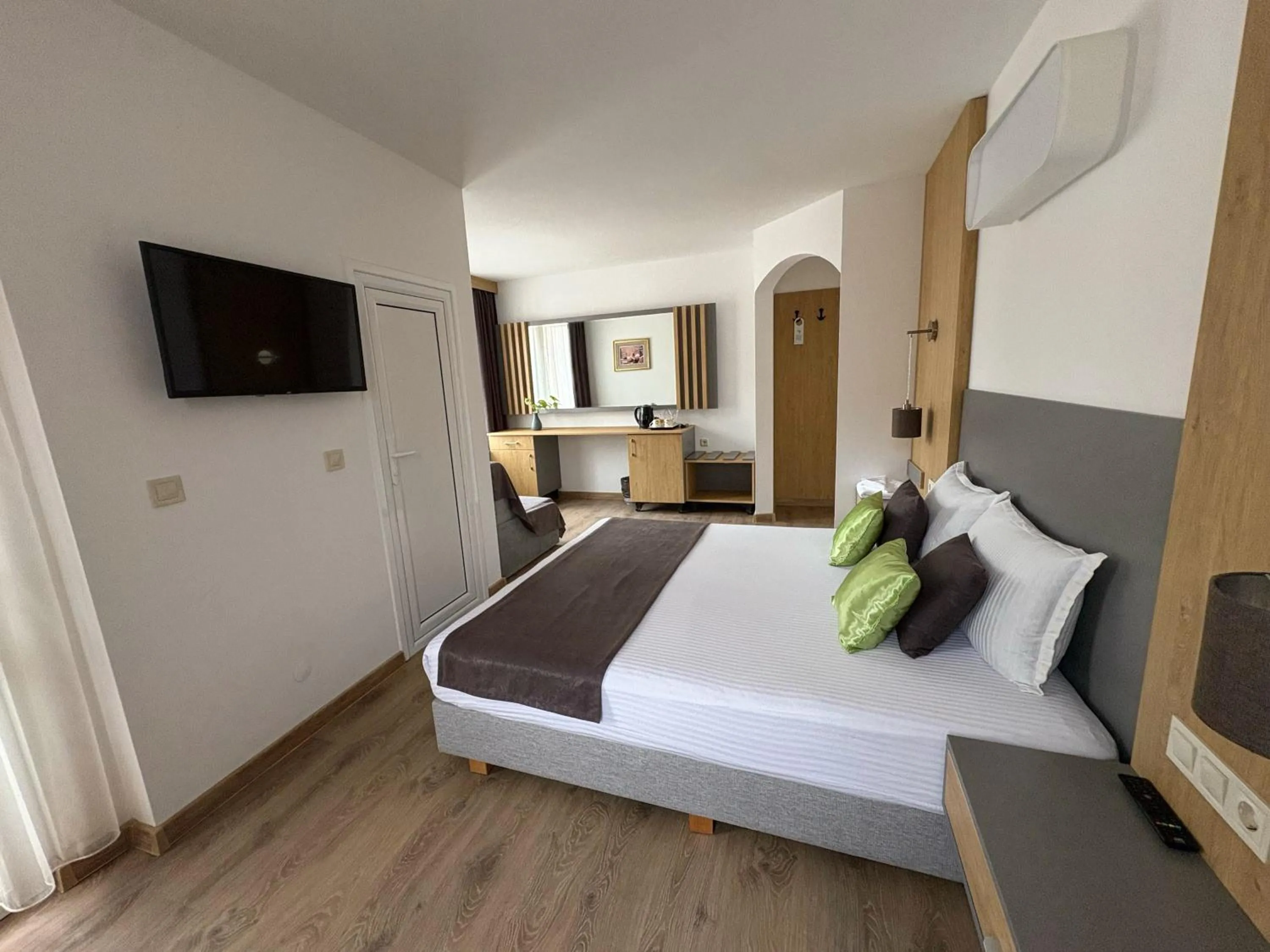 Bed in Family Hotel Flora