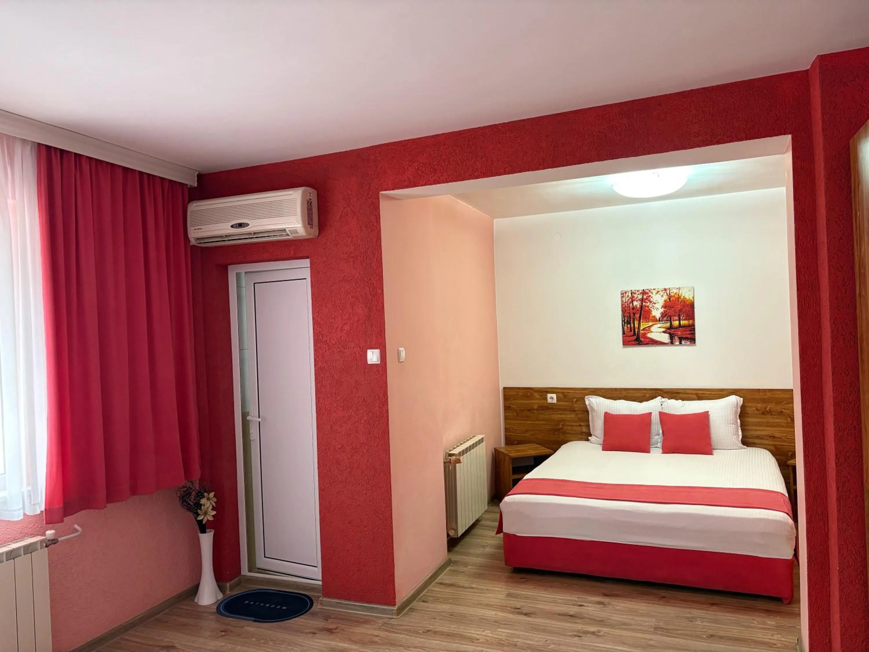 Bed in Family Hotel Flora