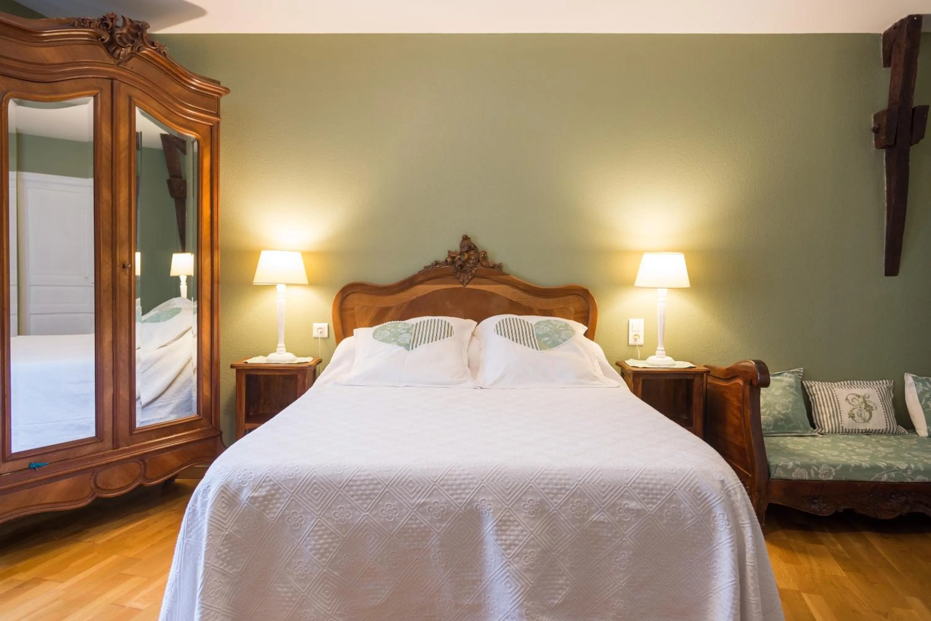 Bed in La Jouvenelle