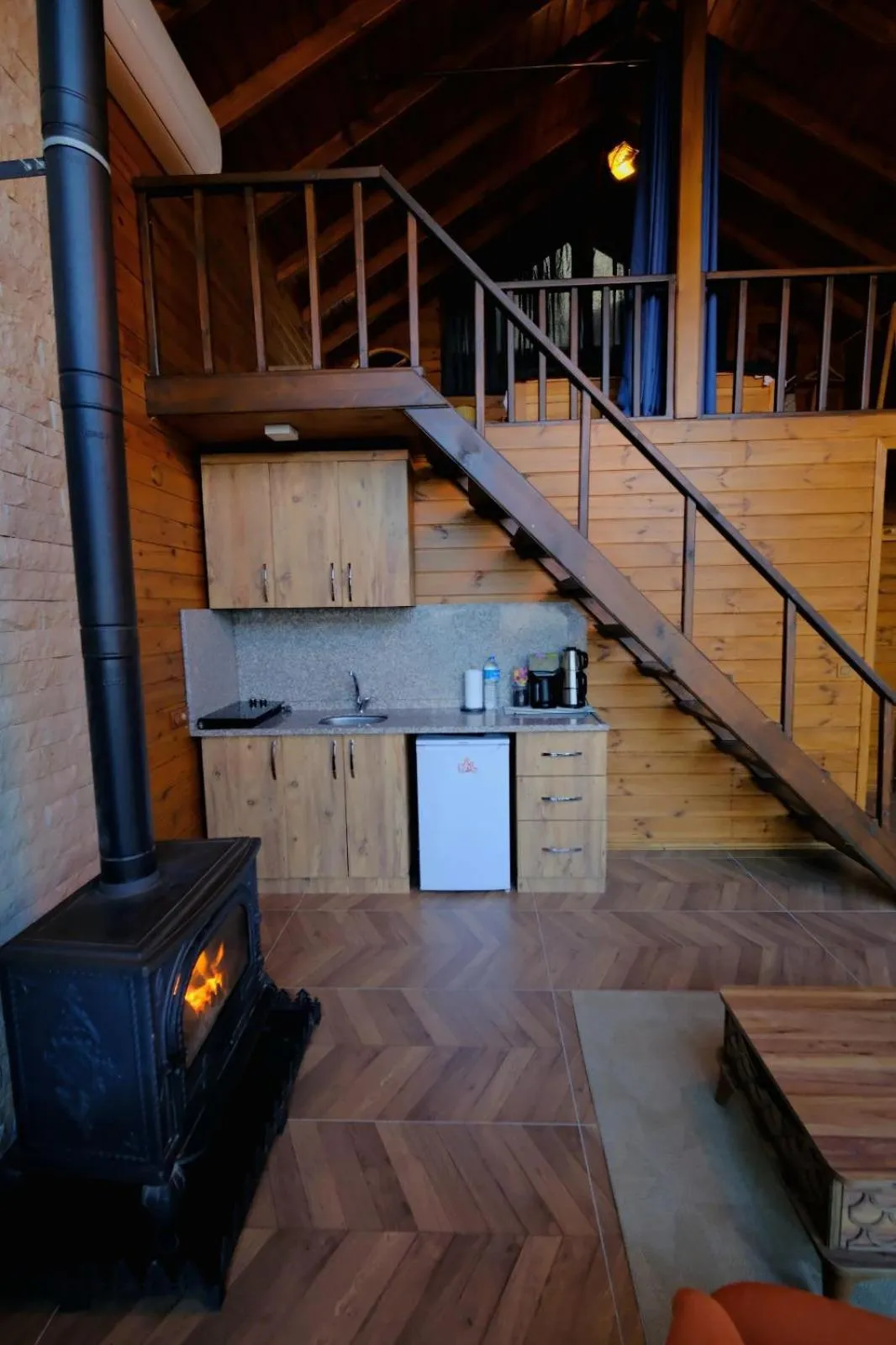 Kitchen or kitchenette in Woodlodge Country Sapanca