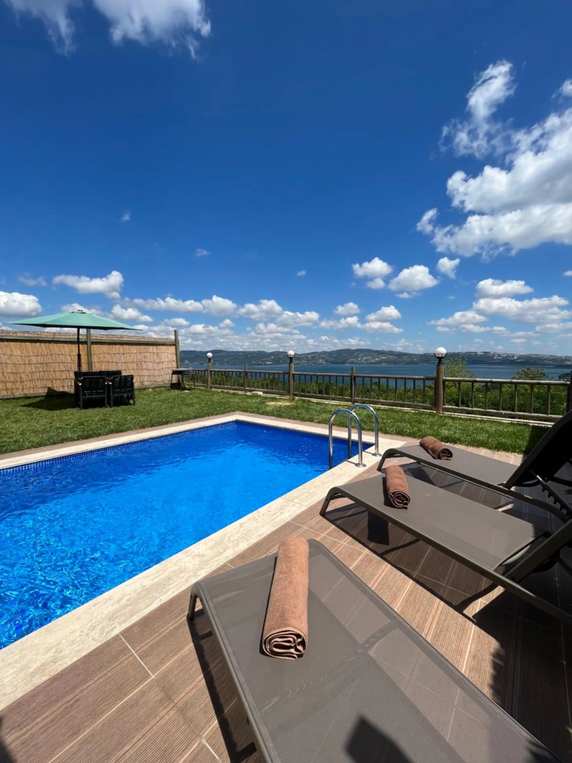 Day in Woodlodge Country Sapanca