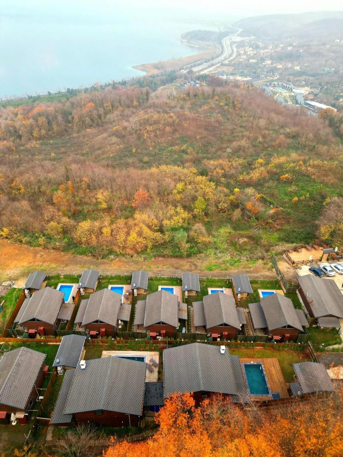 Lake view in Woodlodge Country Sapanca