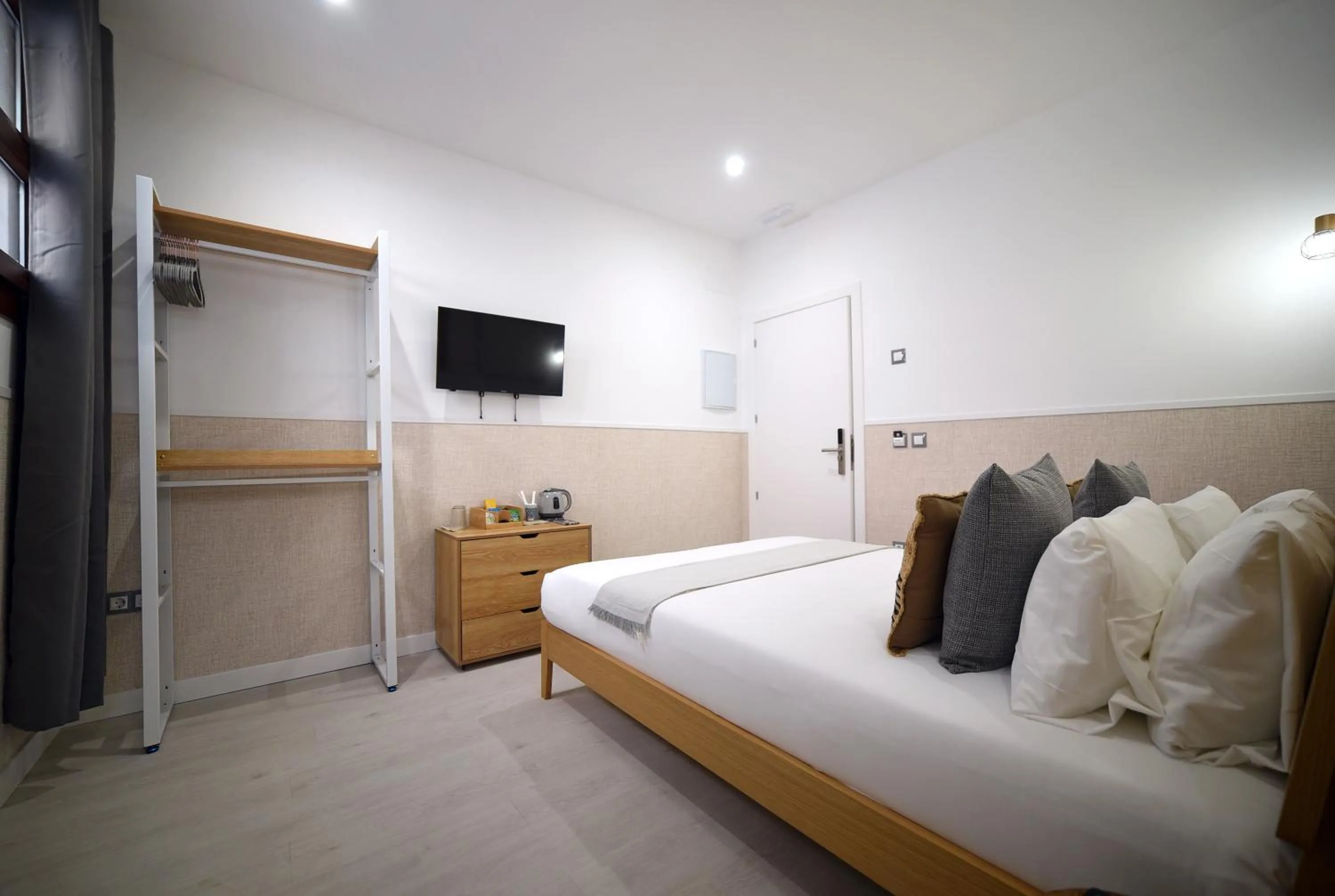 Bed in Dobo Azacanes Hostal