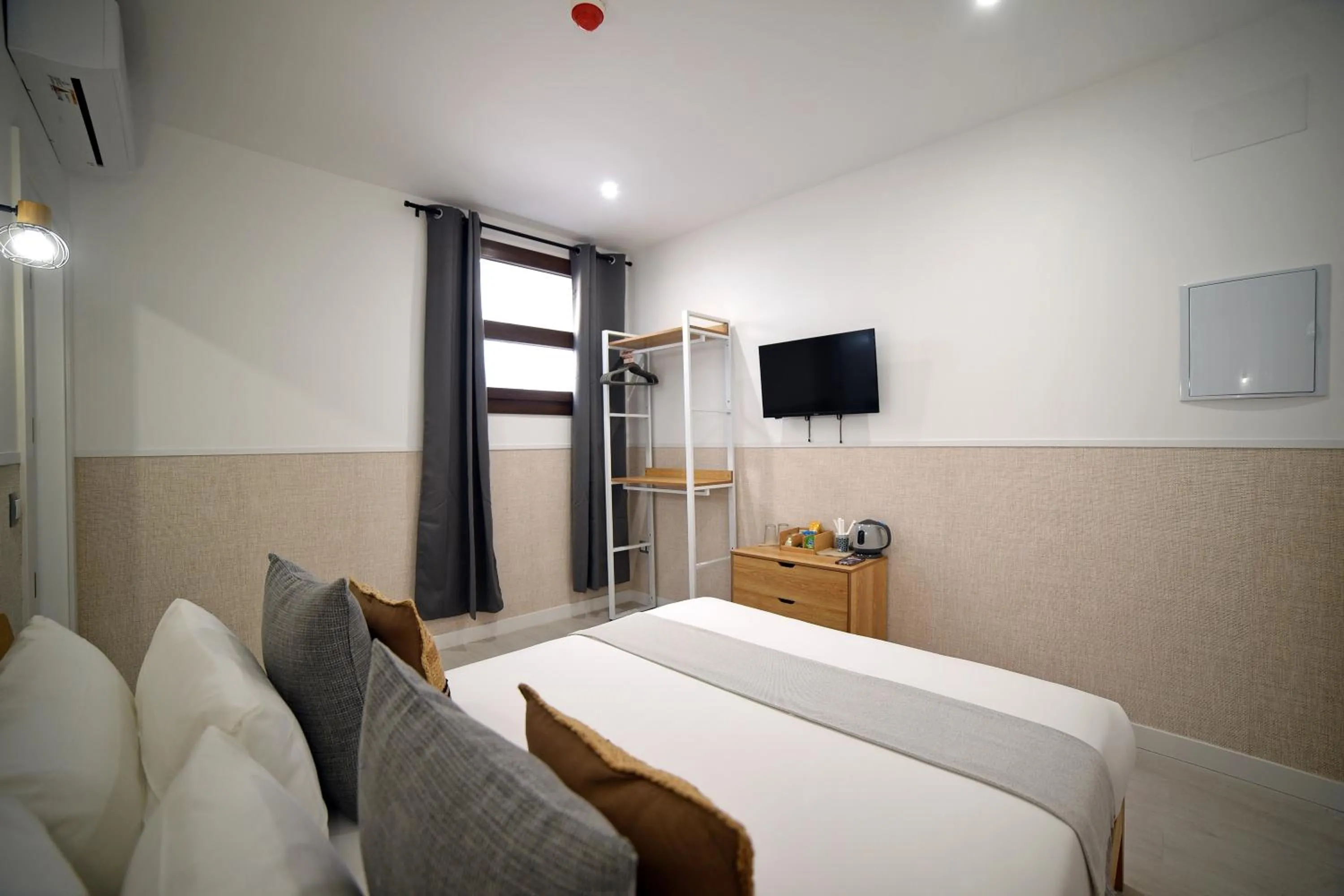 Bed in Dobo Azacanes Hostal