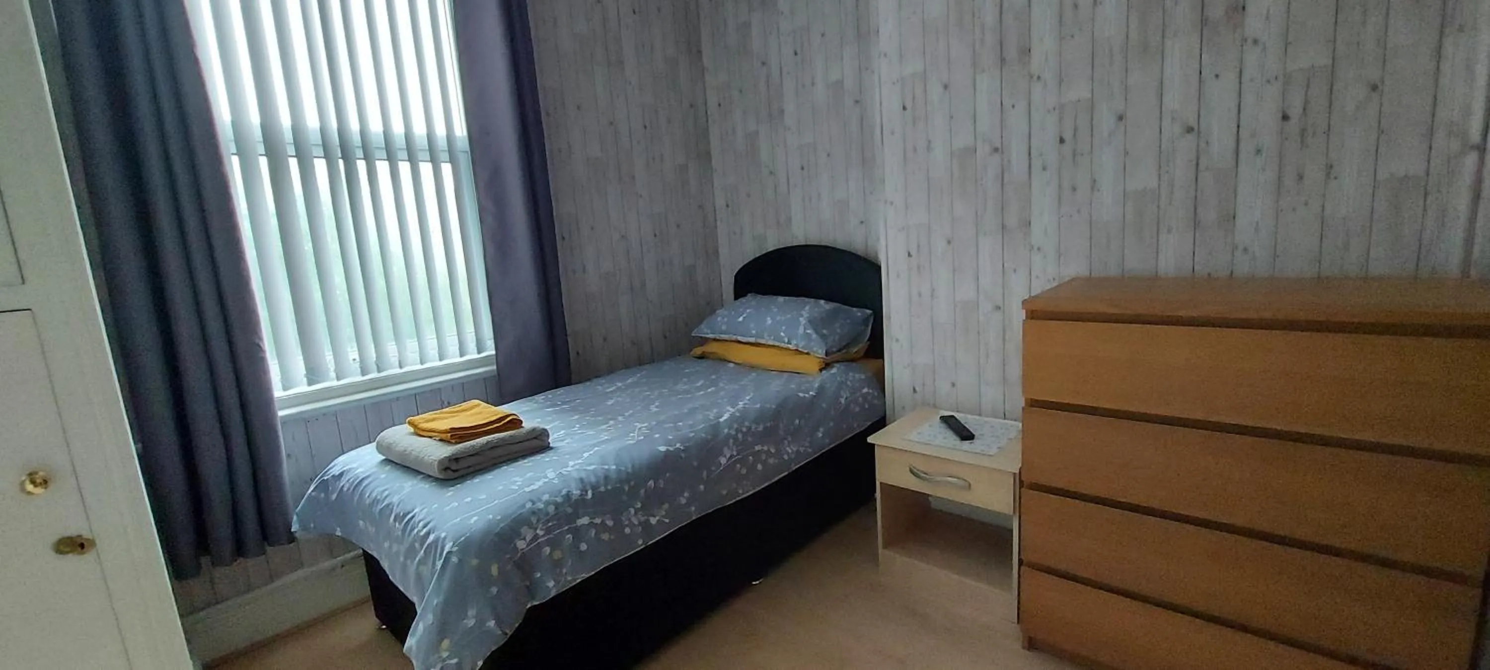 Bed in Daffodil Guest House