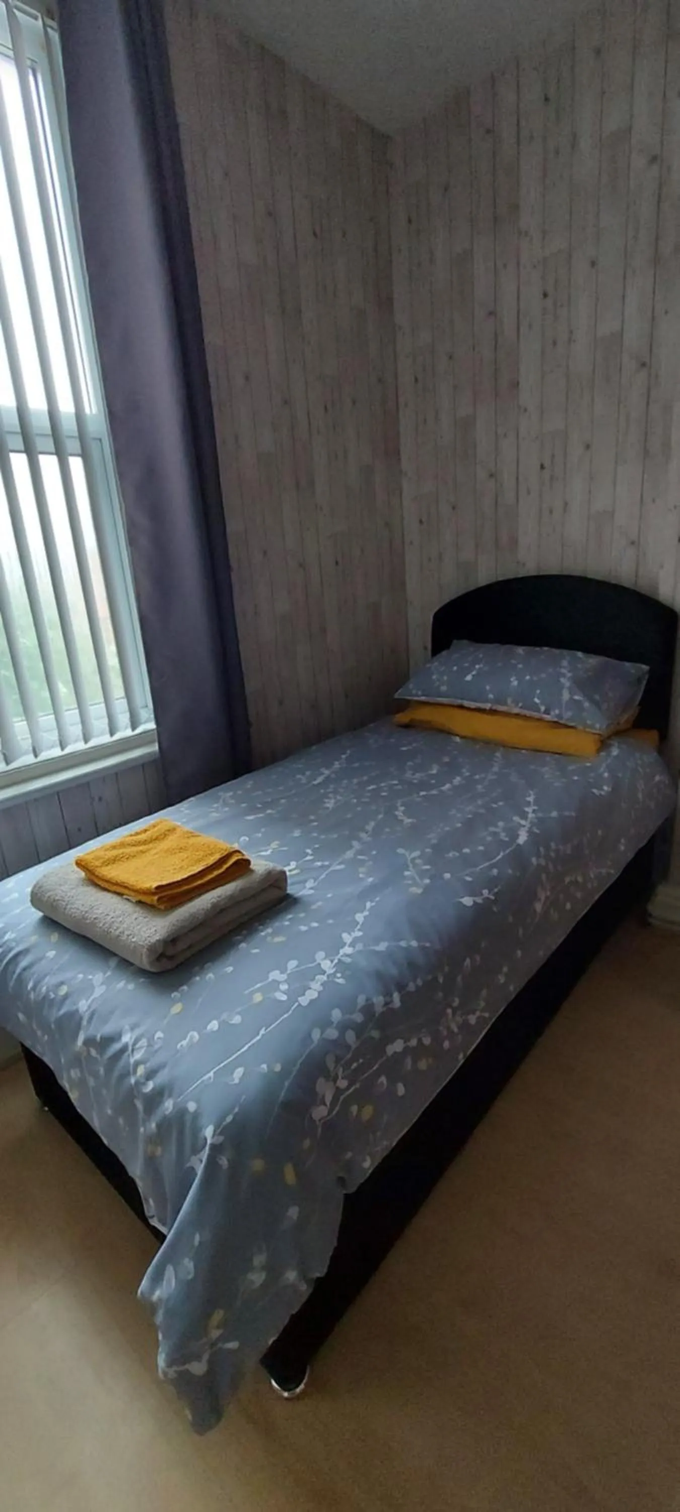 Bed in Daffodil Guest House