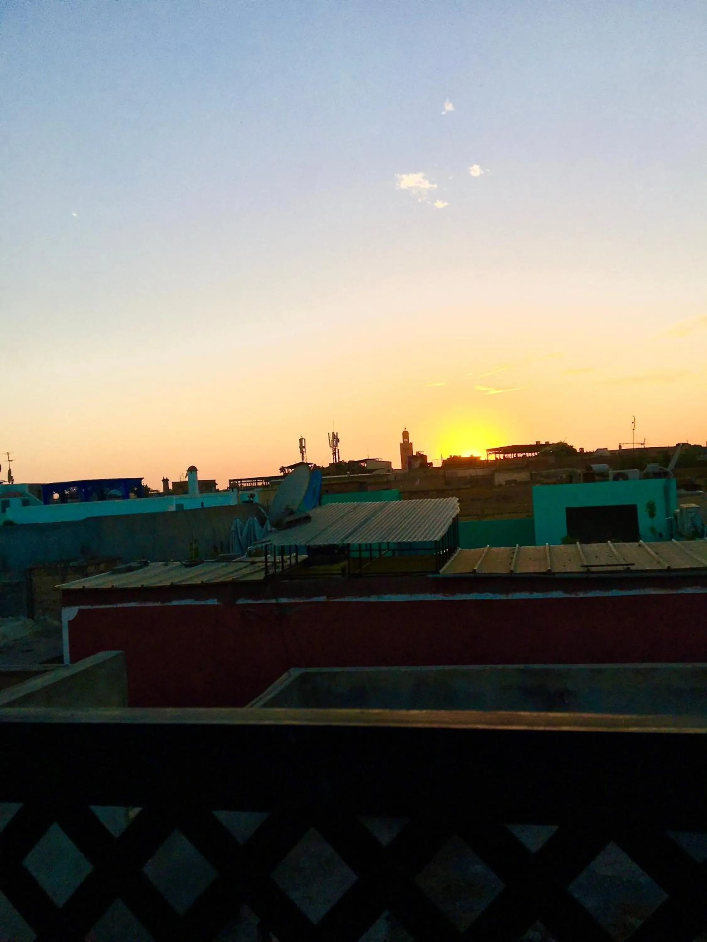 Sunrise in Riad Olika