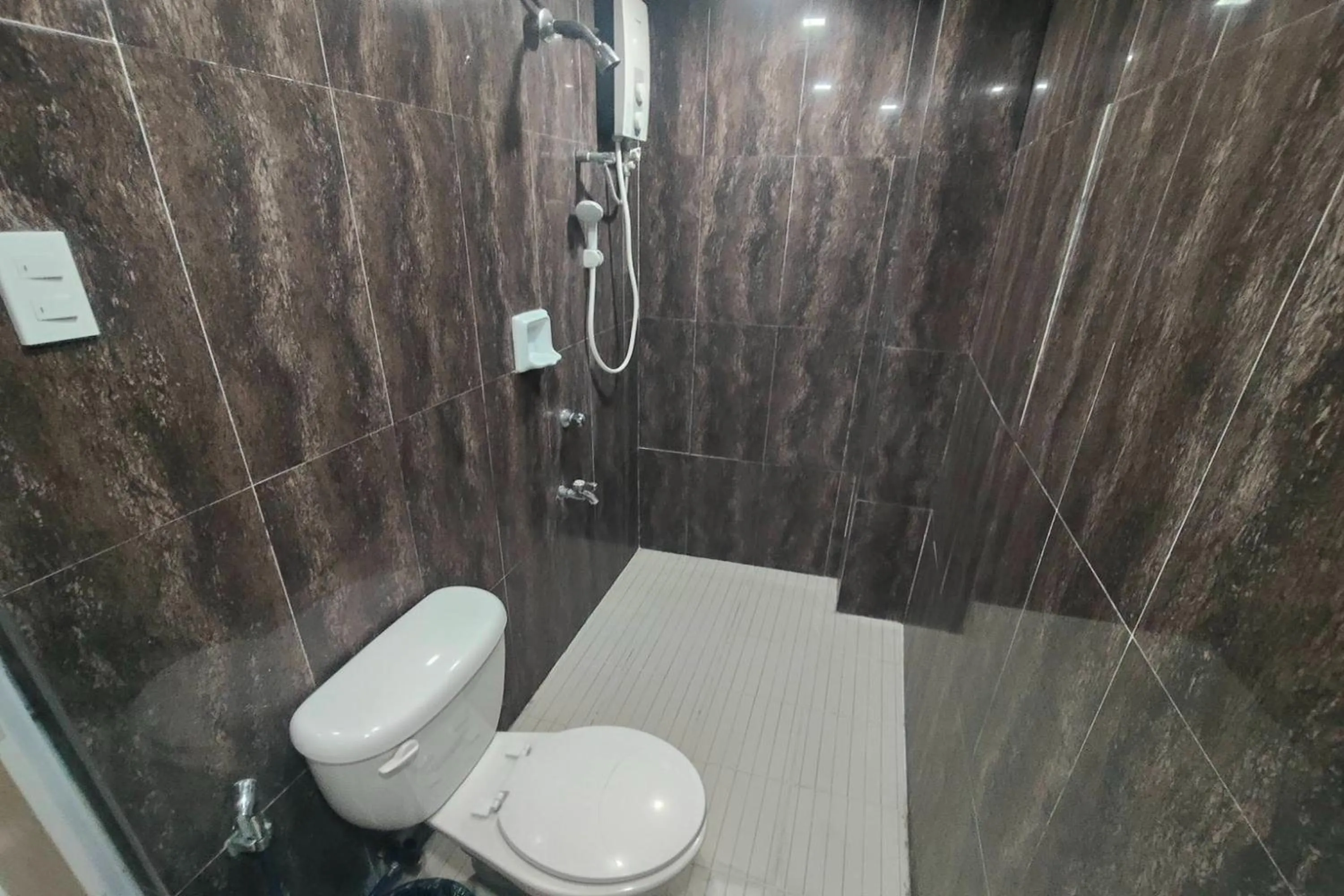 Bathroom in Taj Hotel Tuguegarao