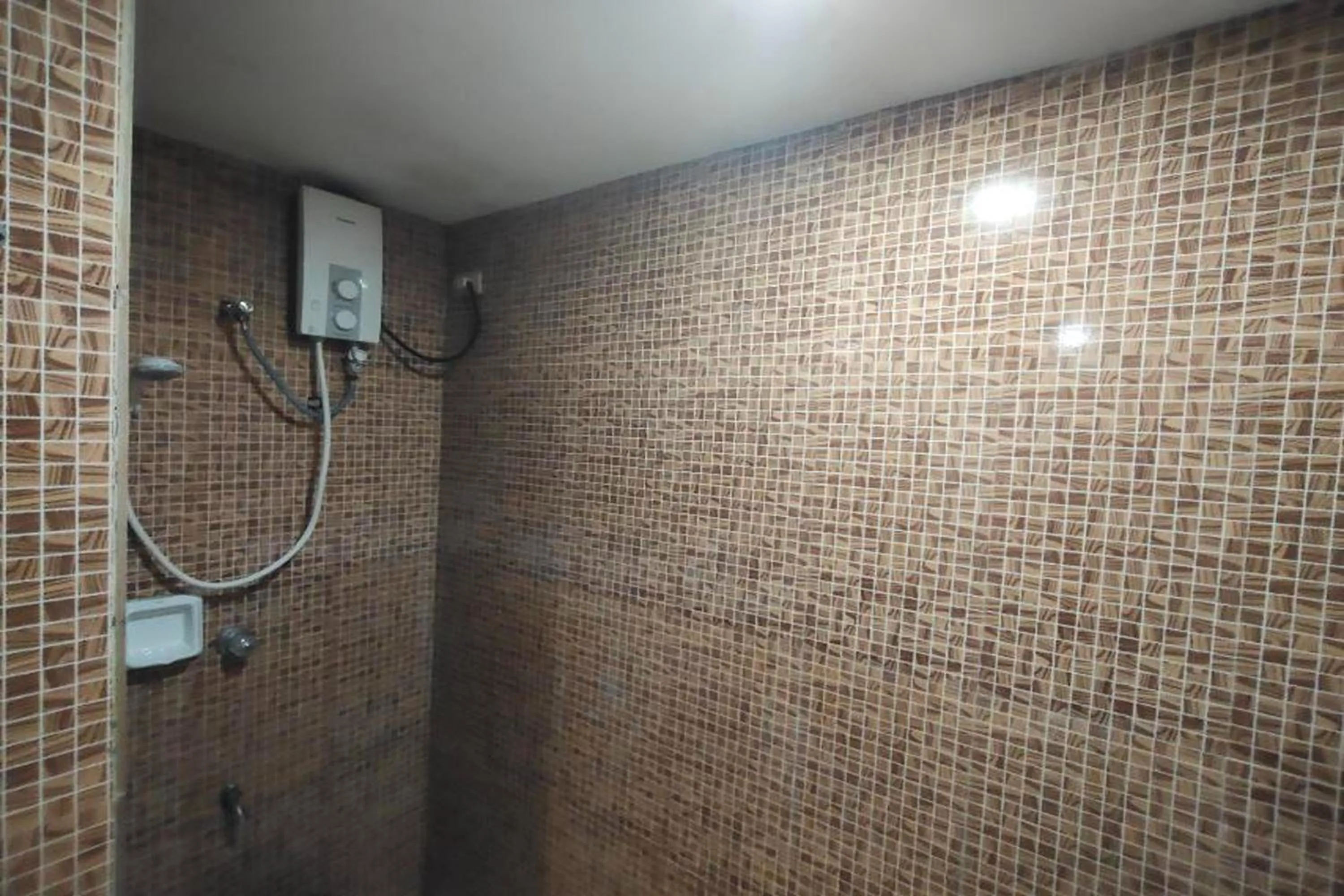 Bathroom in Taj Hotel Tuguegarao