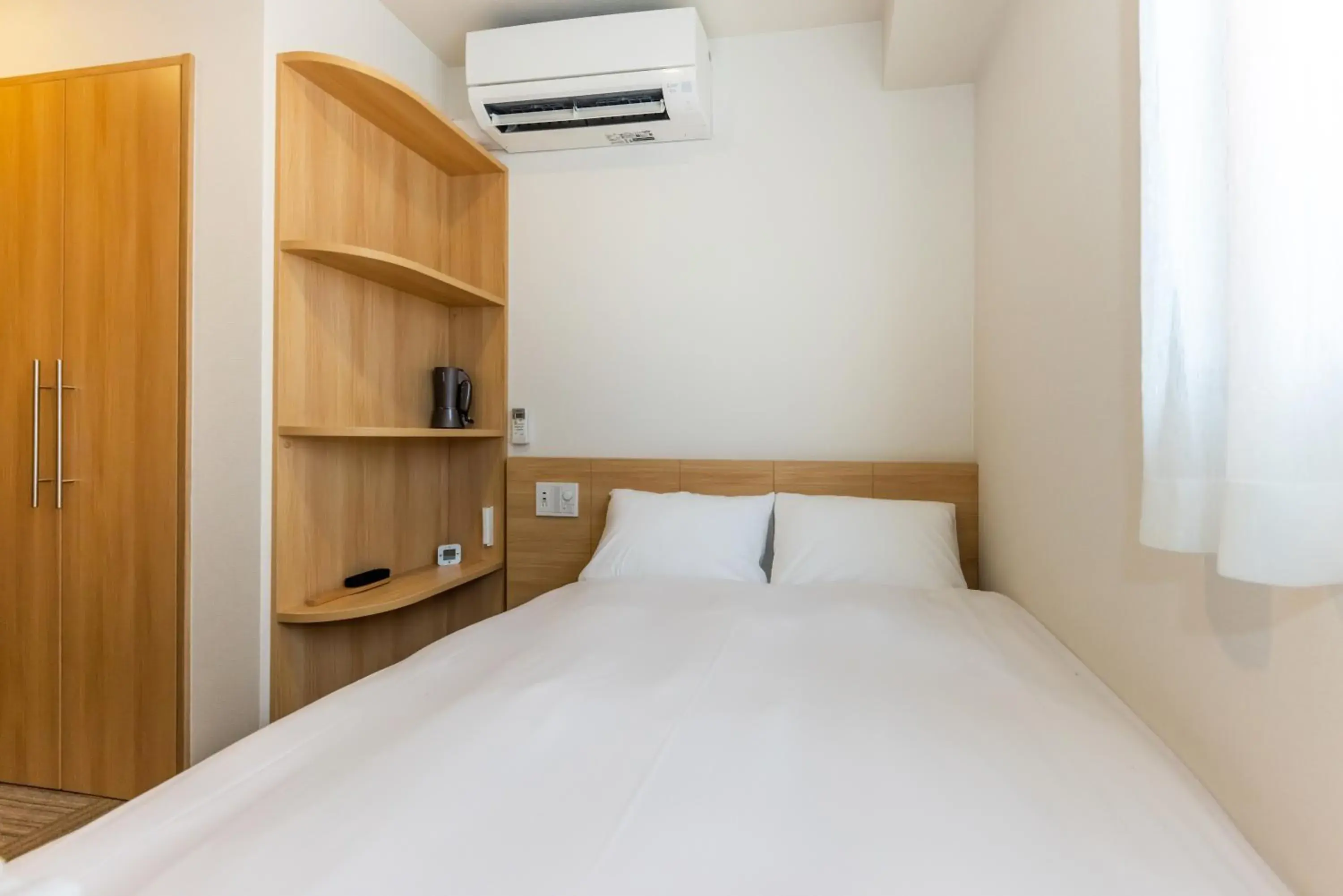 Double Room in HOPETREE Tennoji Double Room in HOPETREE Tennoji