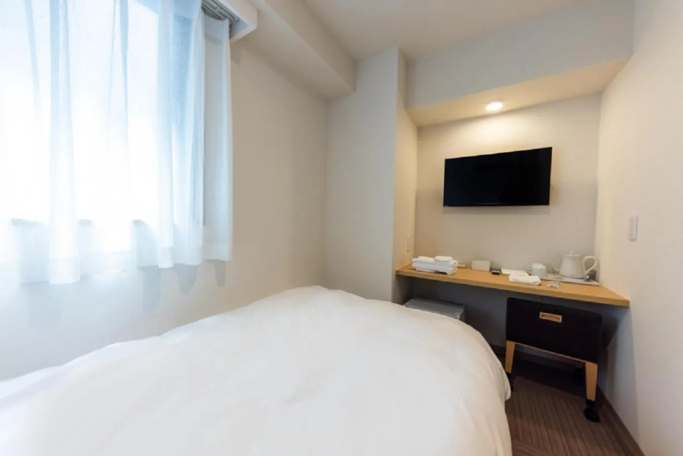 Photo of the whole room in HOPETREE Tennoji