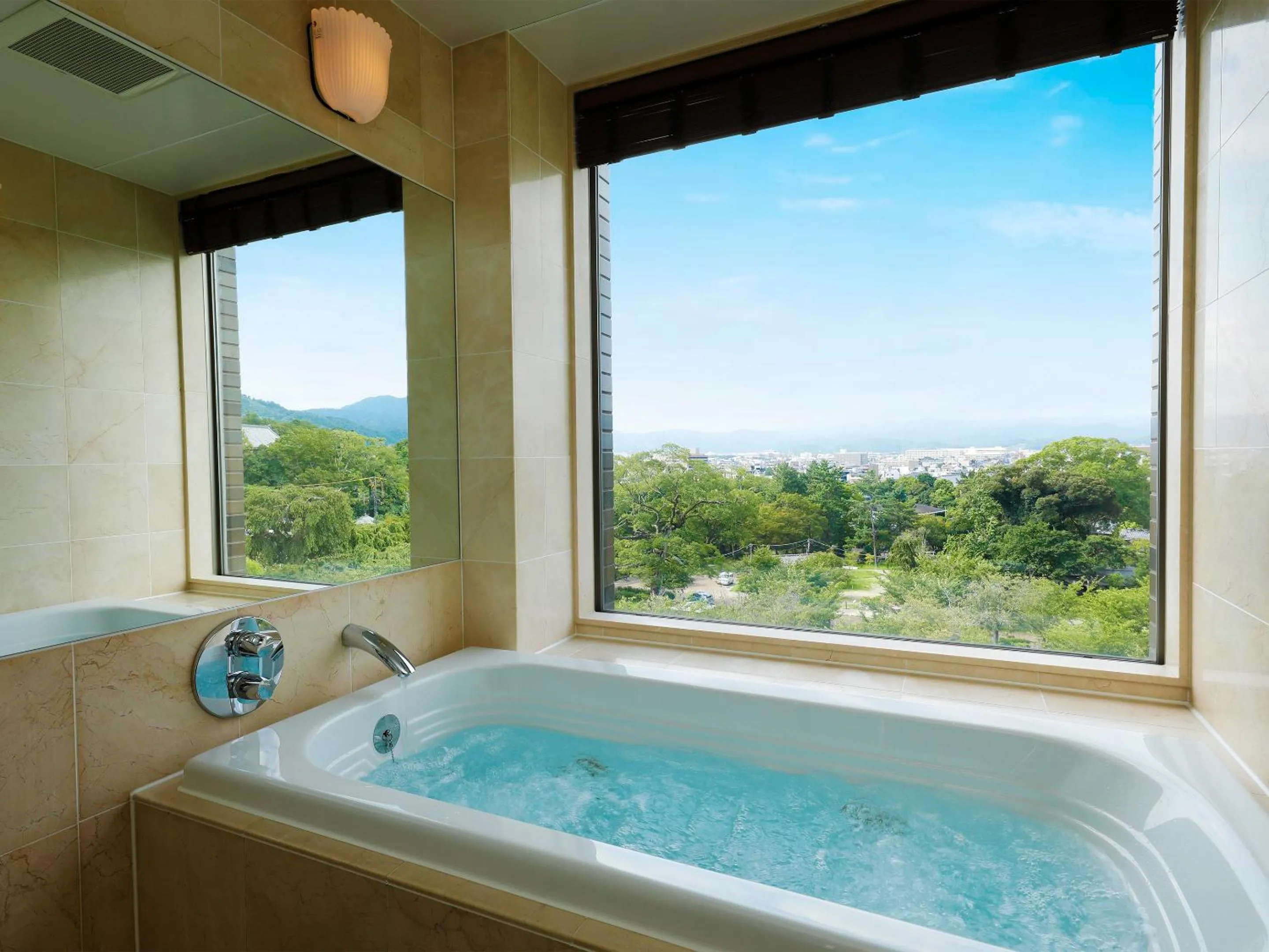 Bathroom in Hotel Chourakukan Kyoto Gion 長楽館 京都