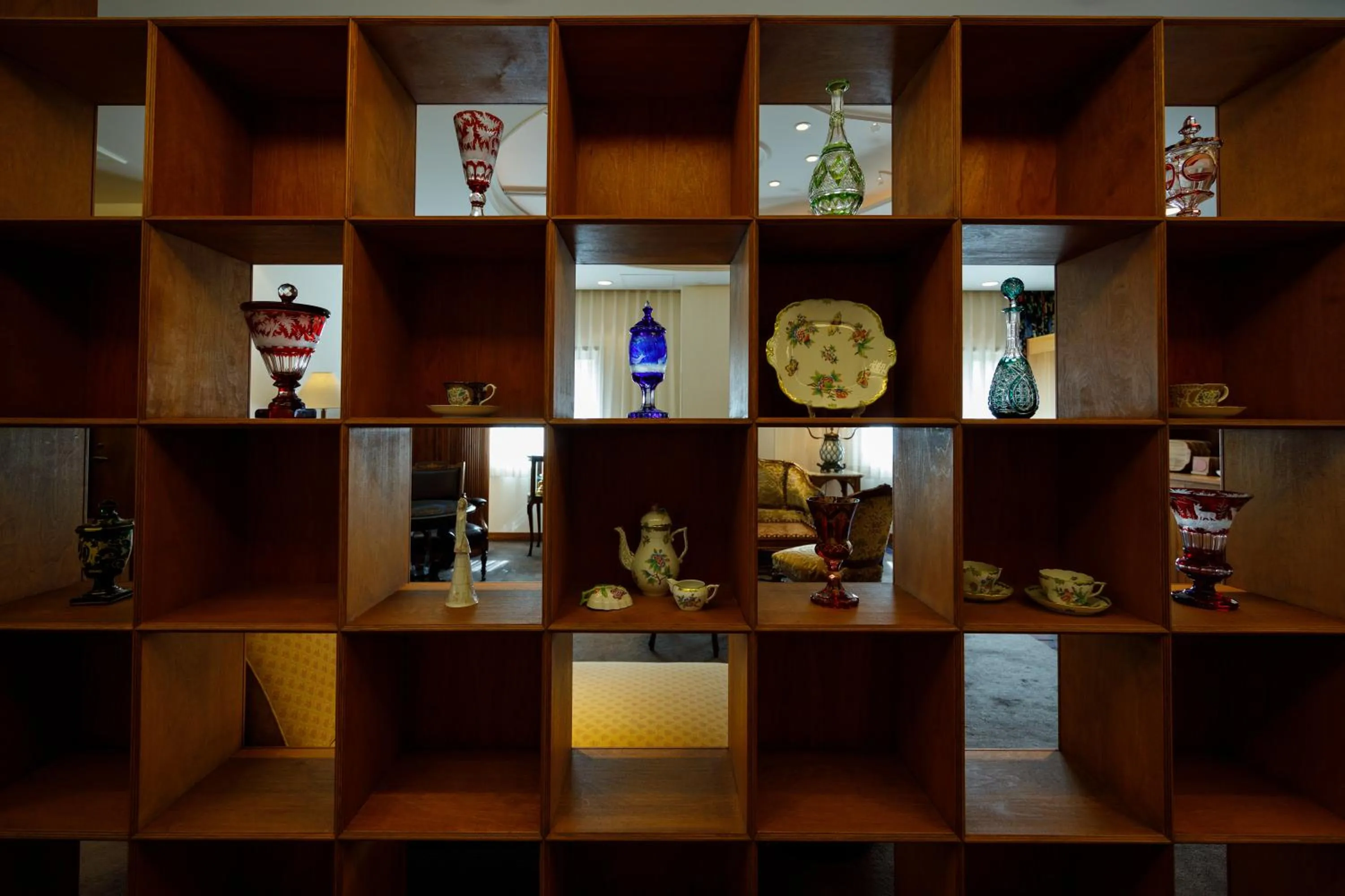 Communal lounge/ TV room in Hotel Chourakukan Kyoto Gion 長楽館 京都