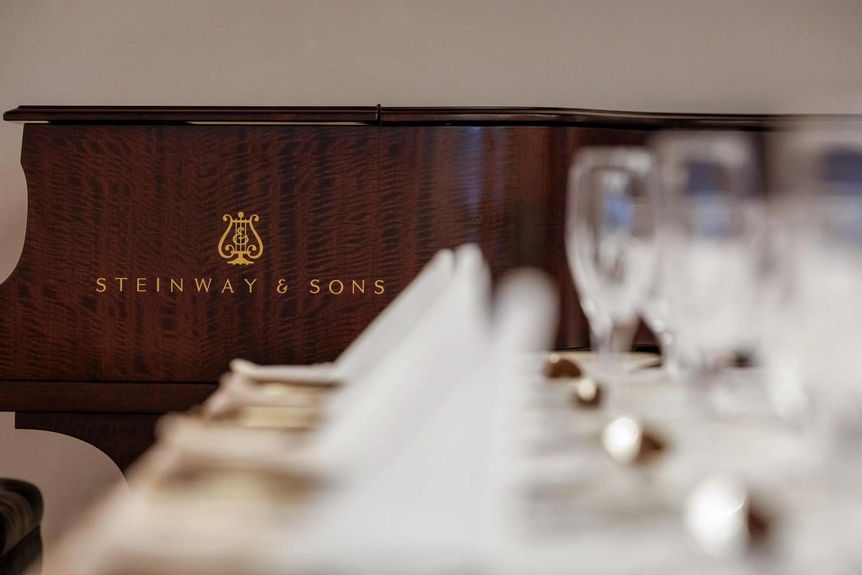 Property logo or sign in Hotel Chourakukan Kyoto Gion 長楽館 京都