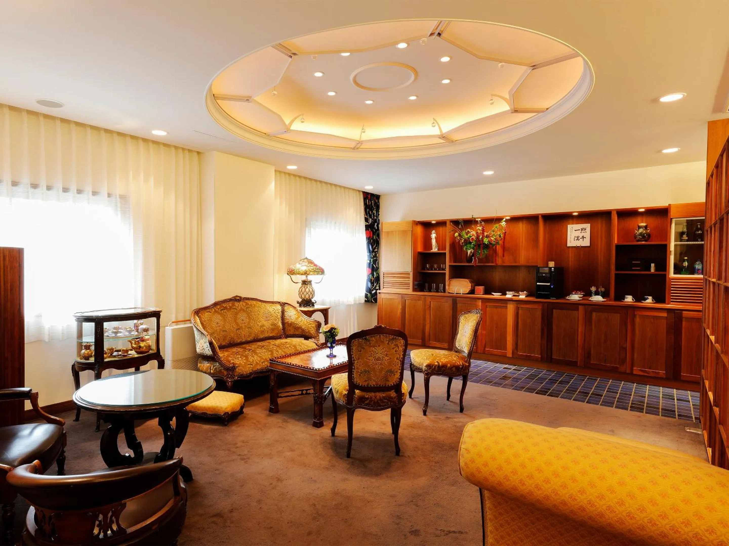 Lobby or reception in Hotel Chourakukan Kyoto Gion 長楽館 京都