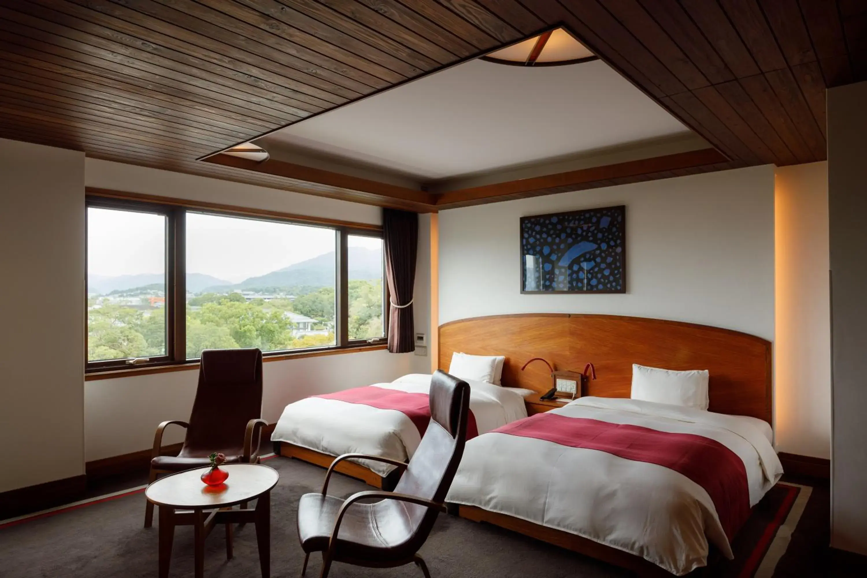 Twin Room with Park View - Top floor in Hotel Chourakukan Kyoto Gion Twin Room with Park View - Top floor in Hotel Chourakukan Kyoto Gion