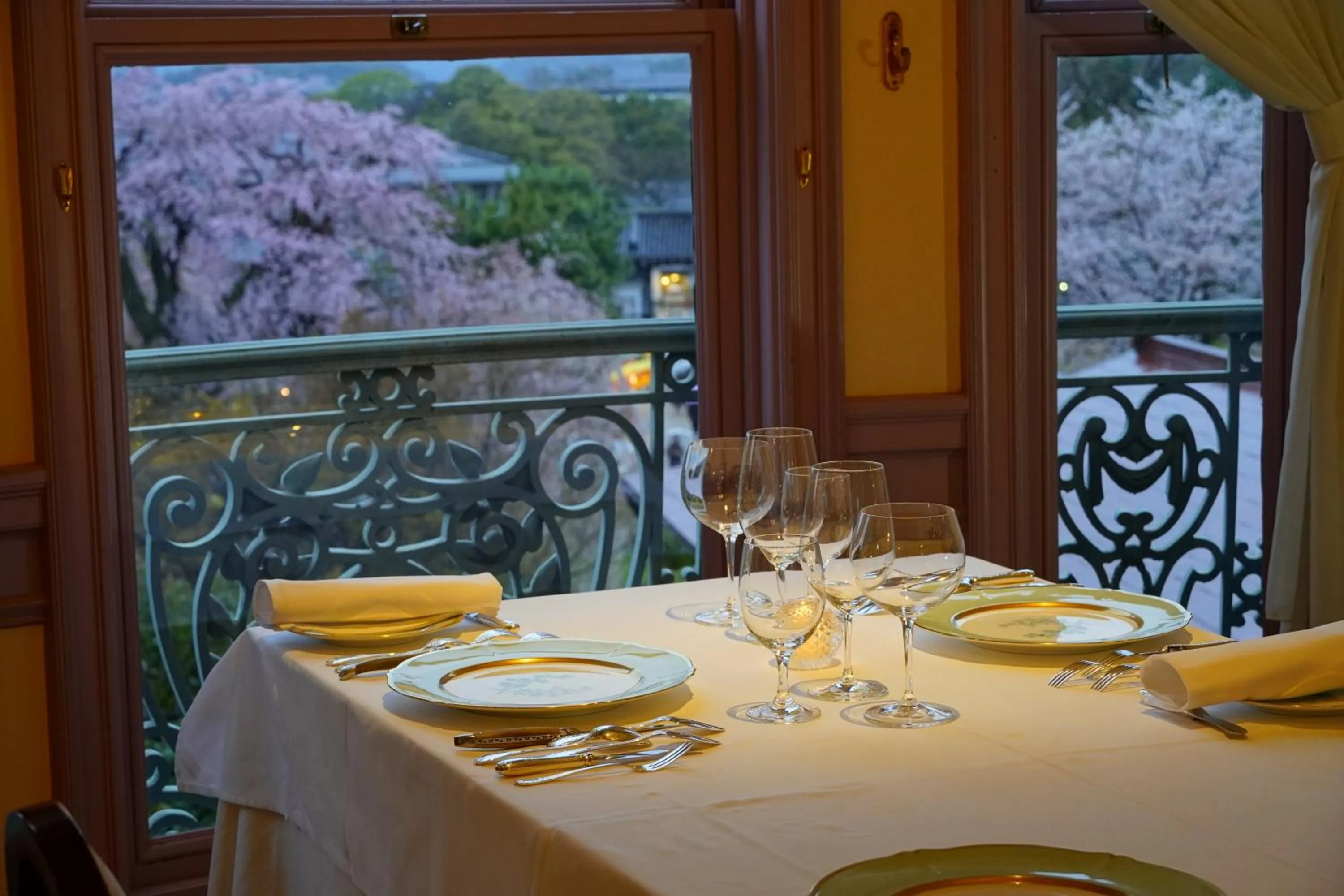 Dining area in Hotel Chourakukan Kyoto Gion 長楽館 京都