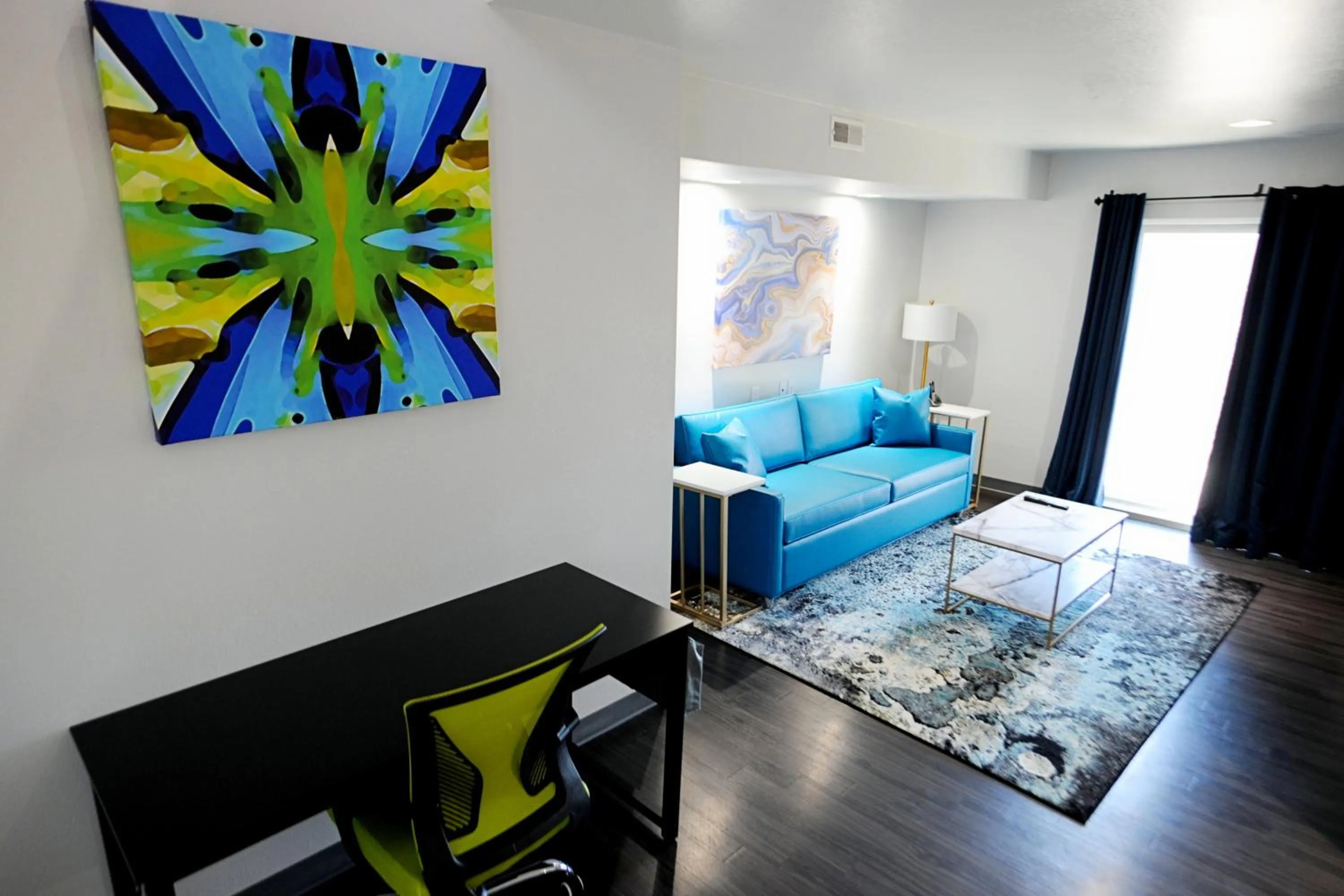 Living room in Z Loft Extended Stay Hotel