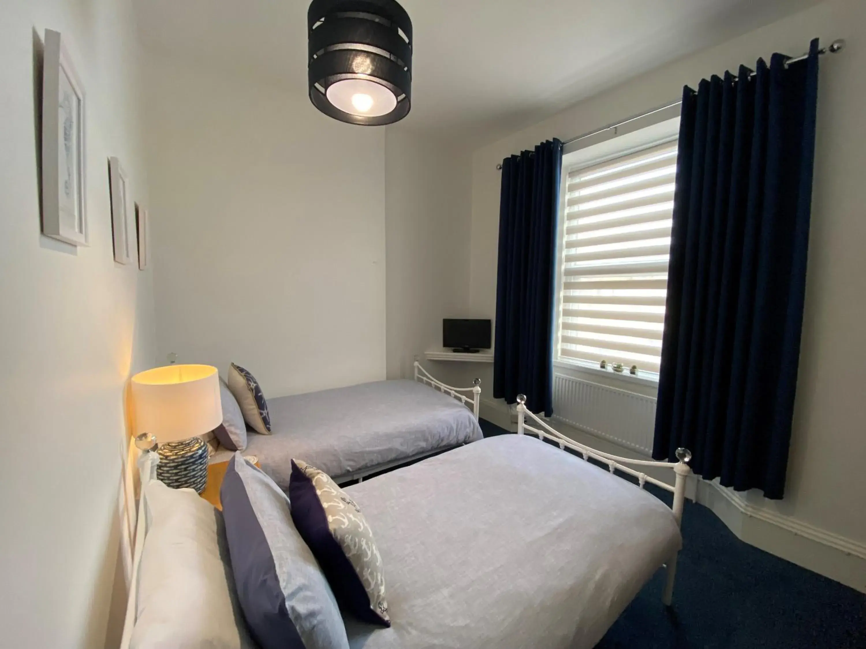 Deluxe Twin Room in Rooms At Babbacombe Deluxe Twin Room in Rooms At Babbacombe