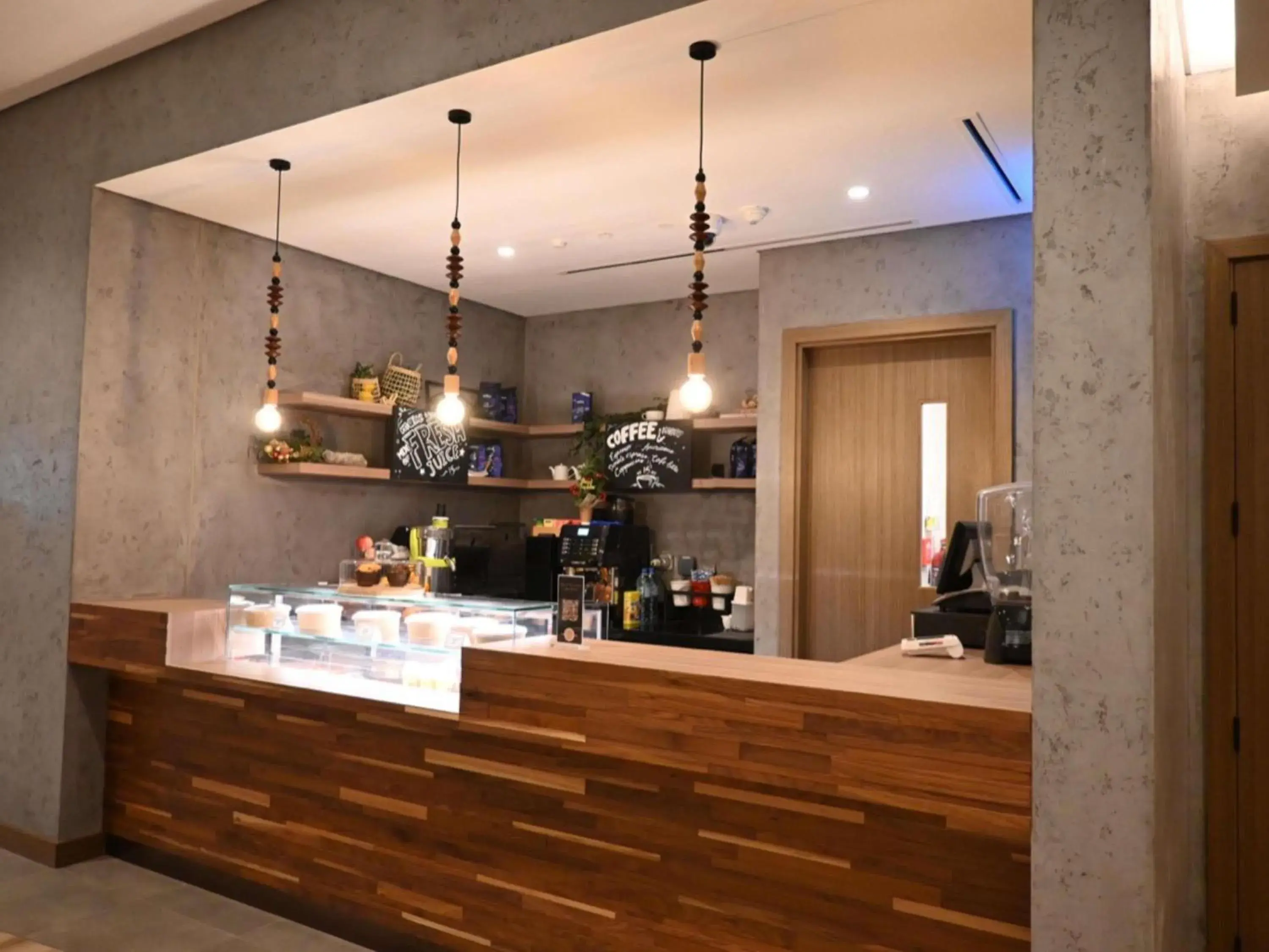 Restaurant/places to eat in Mercure Dubai Gold District Restaurant/places to eat in Mercure Dubai Gold District