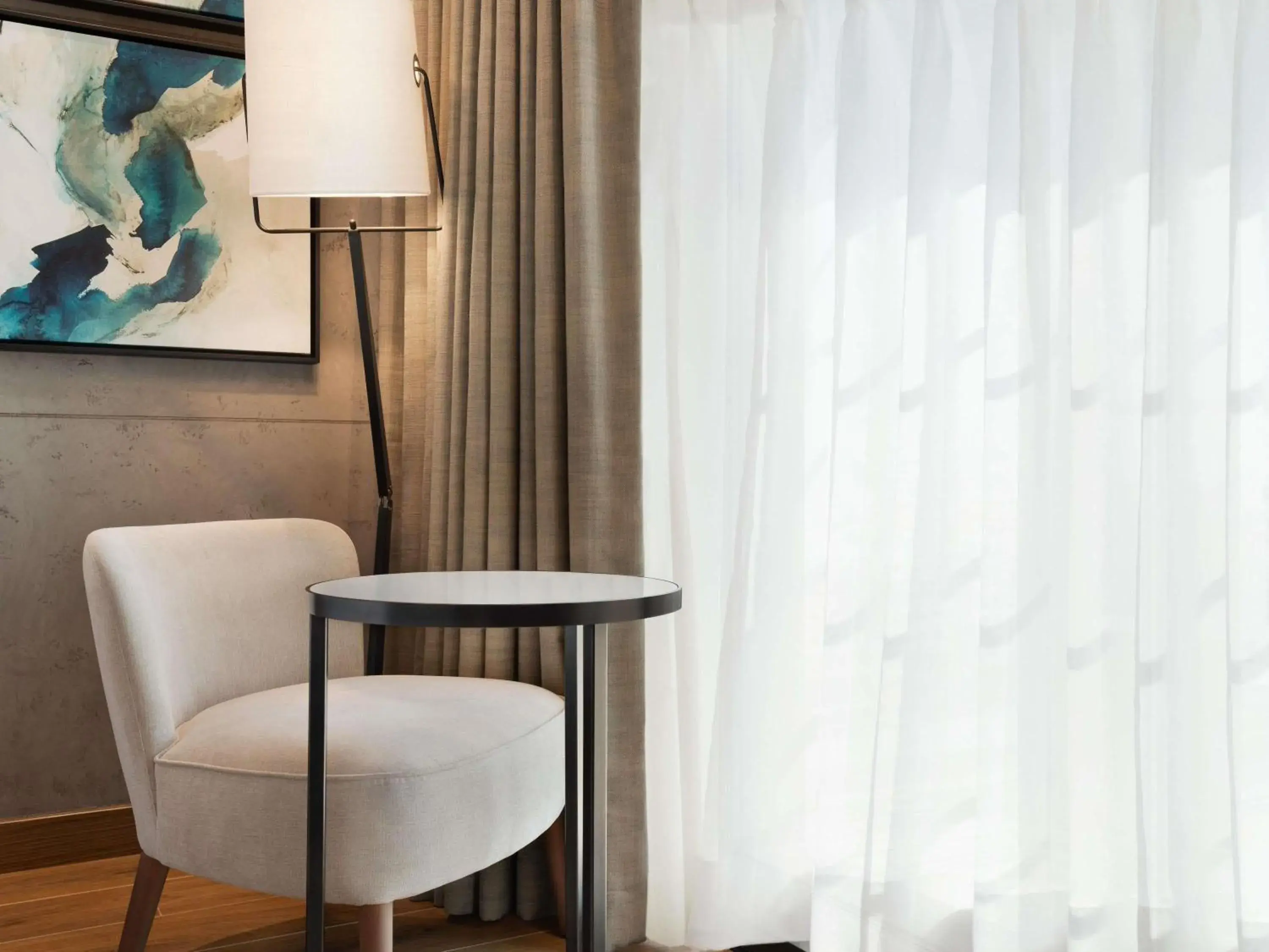 Bedroom in Mercure Dubai Gold District Bedroom in Mercure Dubai Gold District