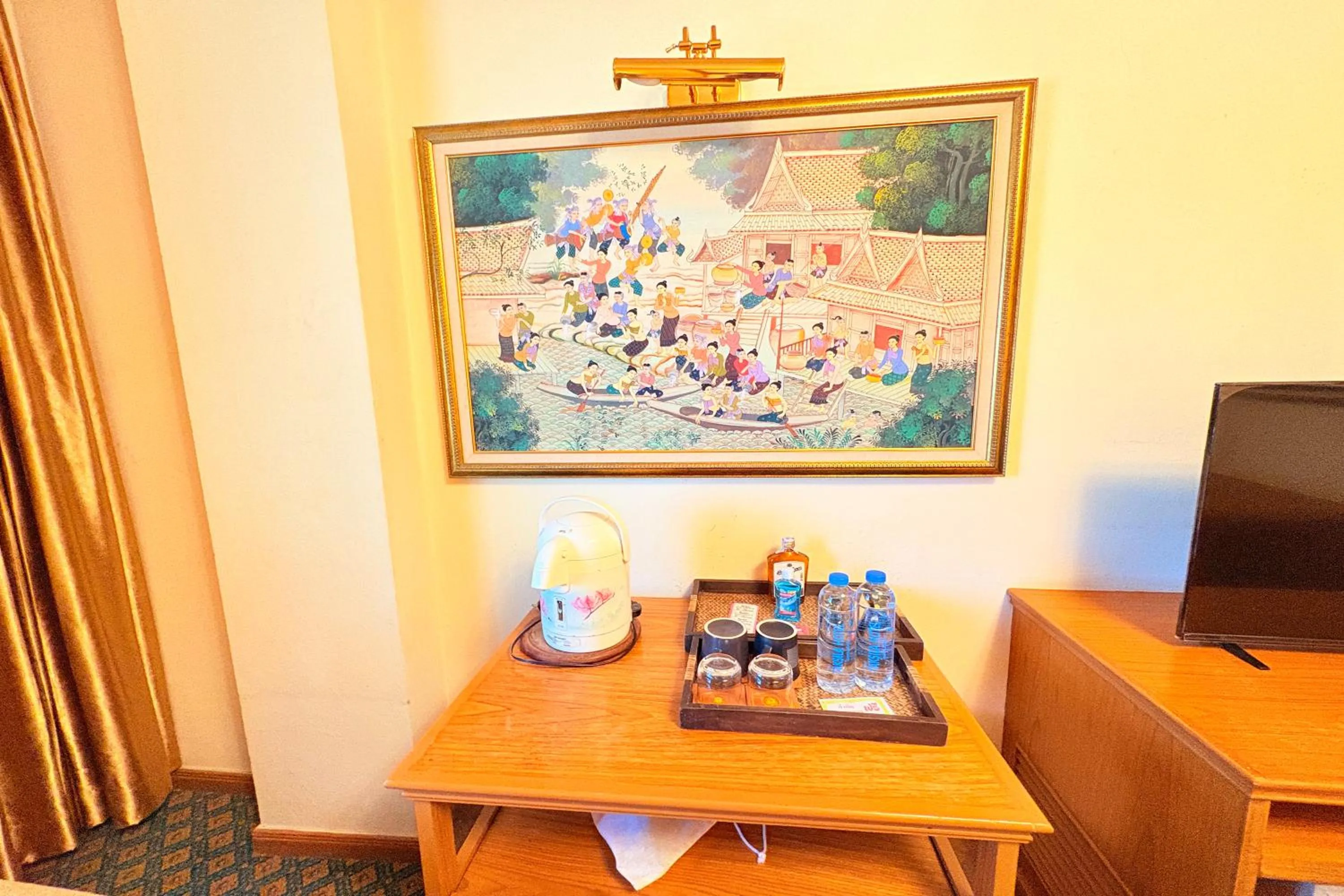 Coffee/tea facilities in Taksila Hotel