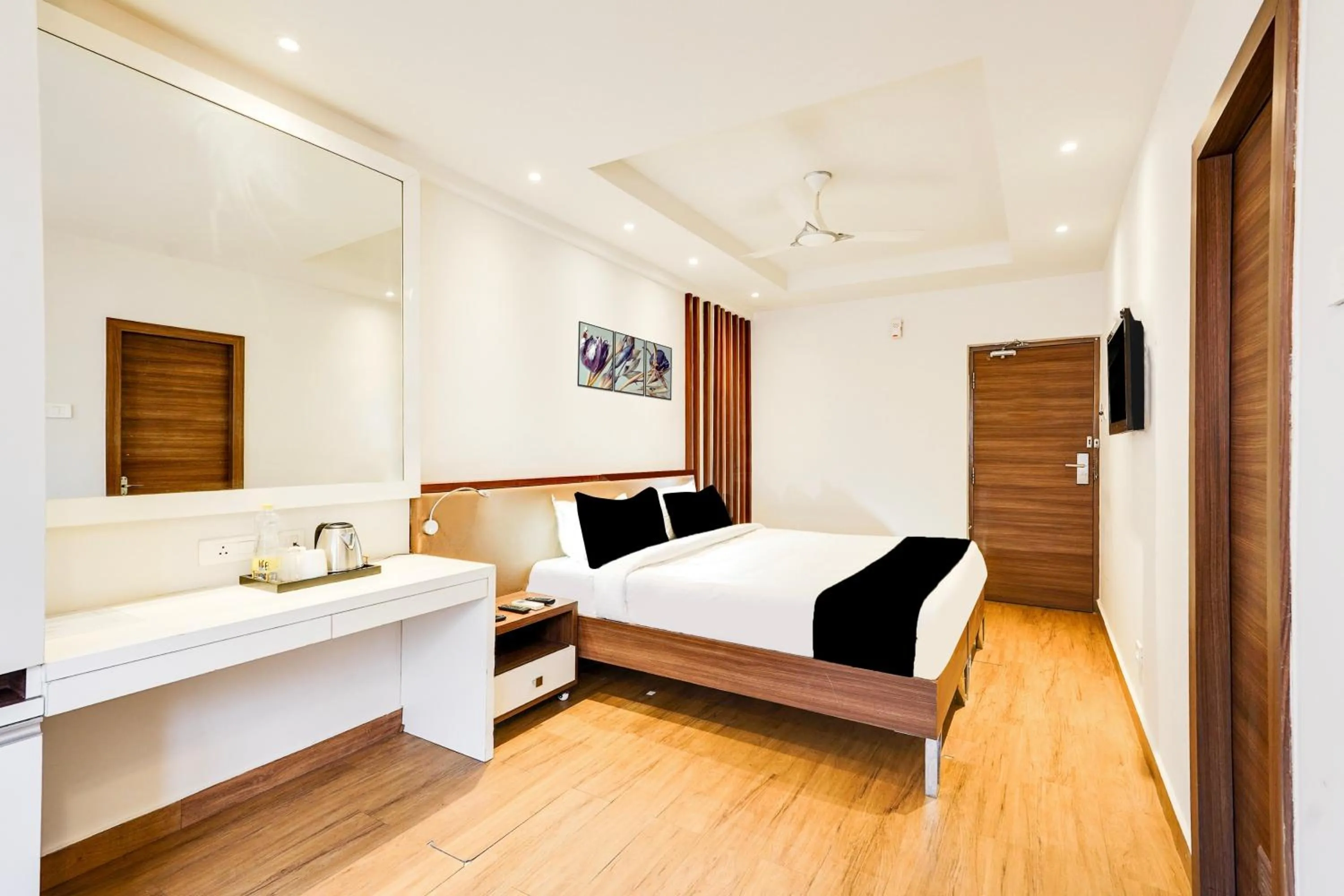 Bedroom, Bed in Townhouse Oak Kodambakkam Formerly Cine City
