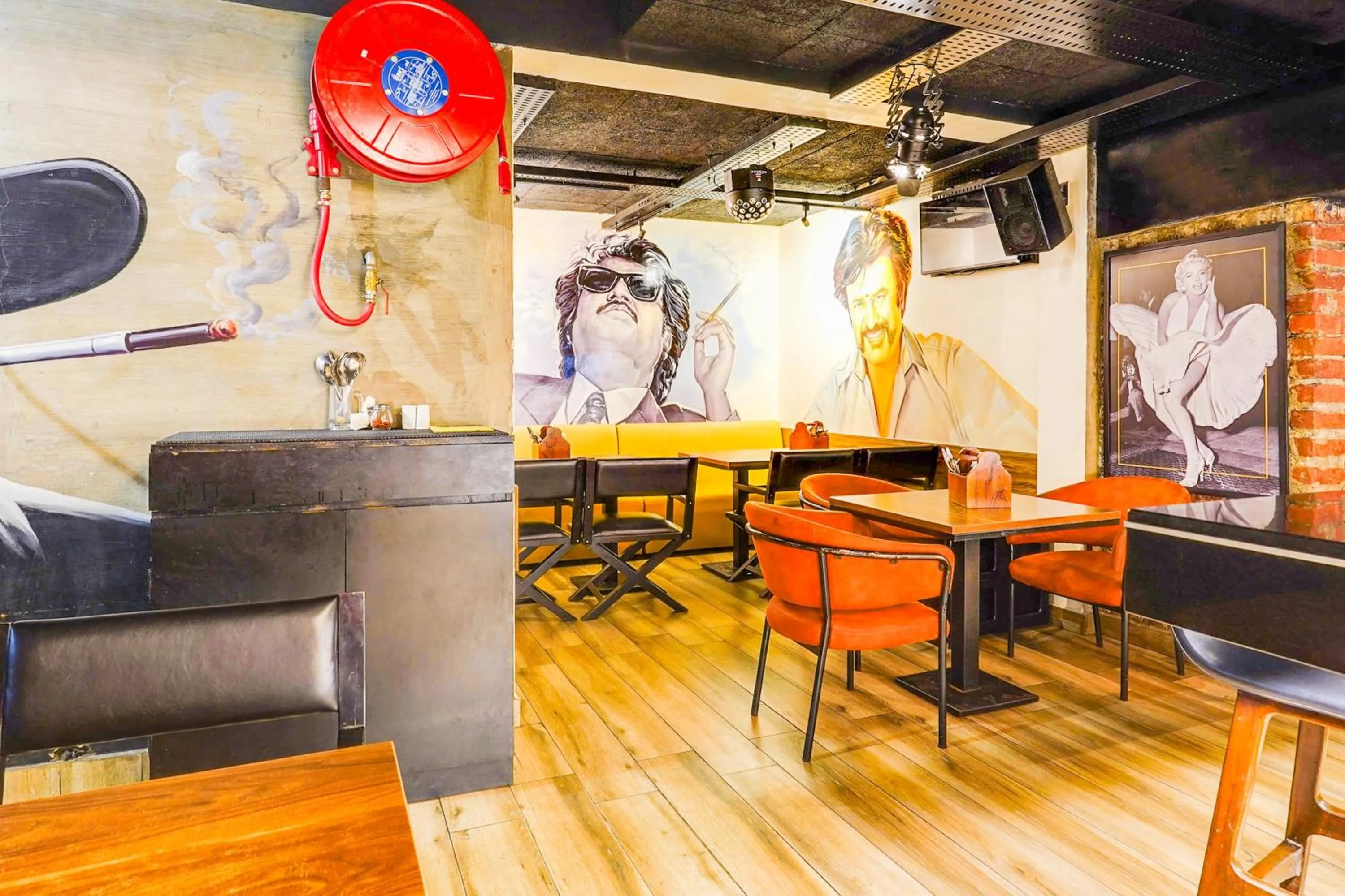 Other in Townhouse Oak Kodambakkam Formerly Cine City