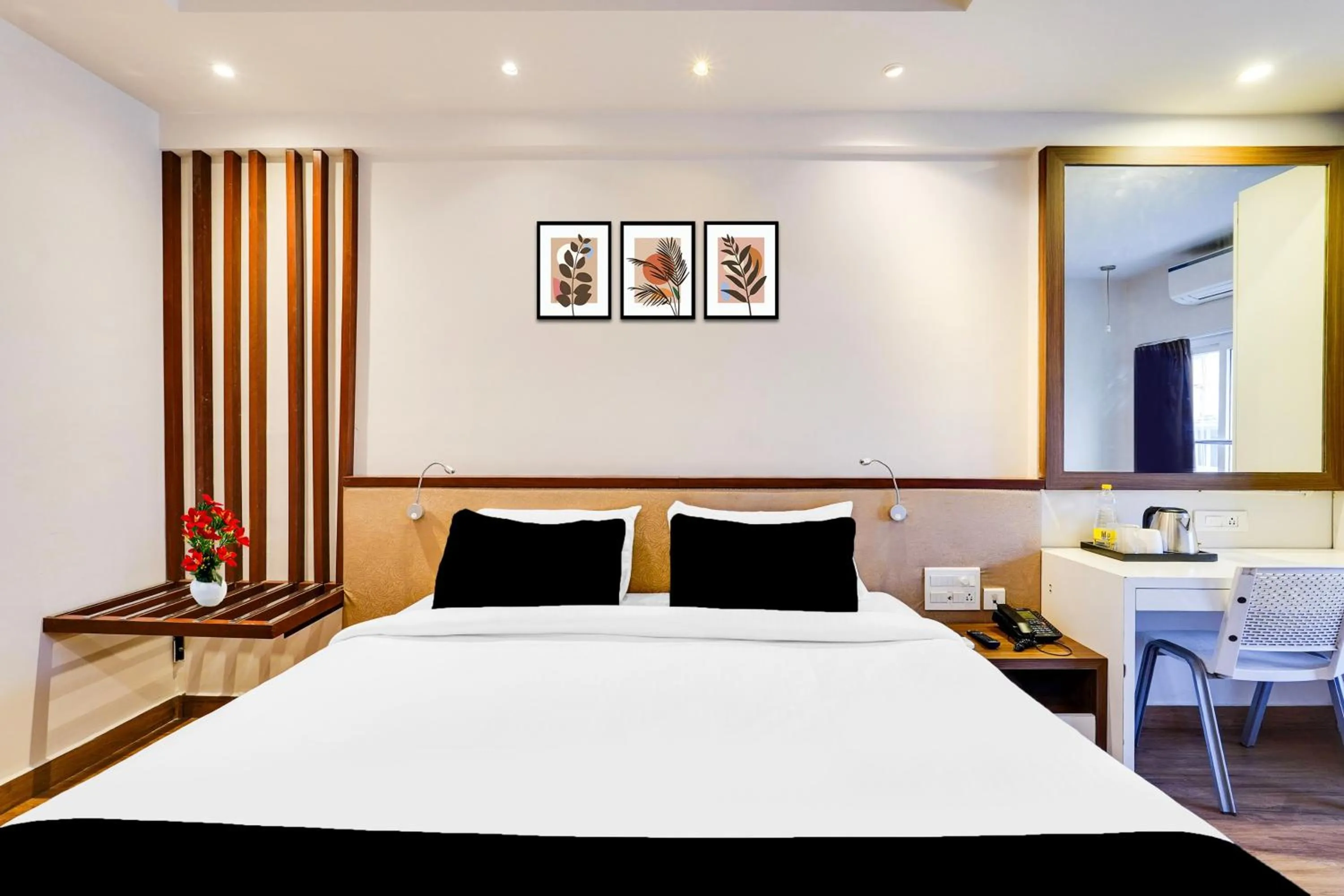 Bedroom, Bed in Townhouse Oak Kodambakkam Formerly Cine City