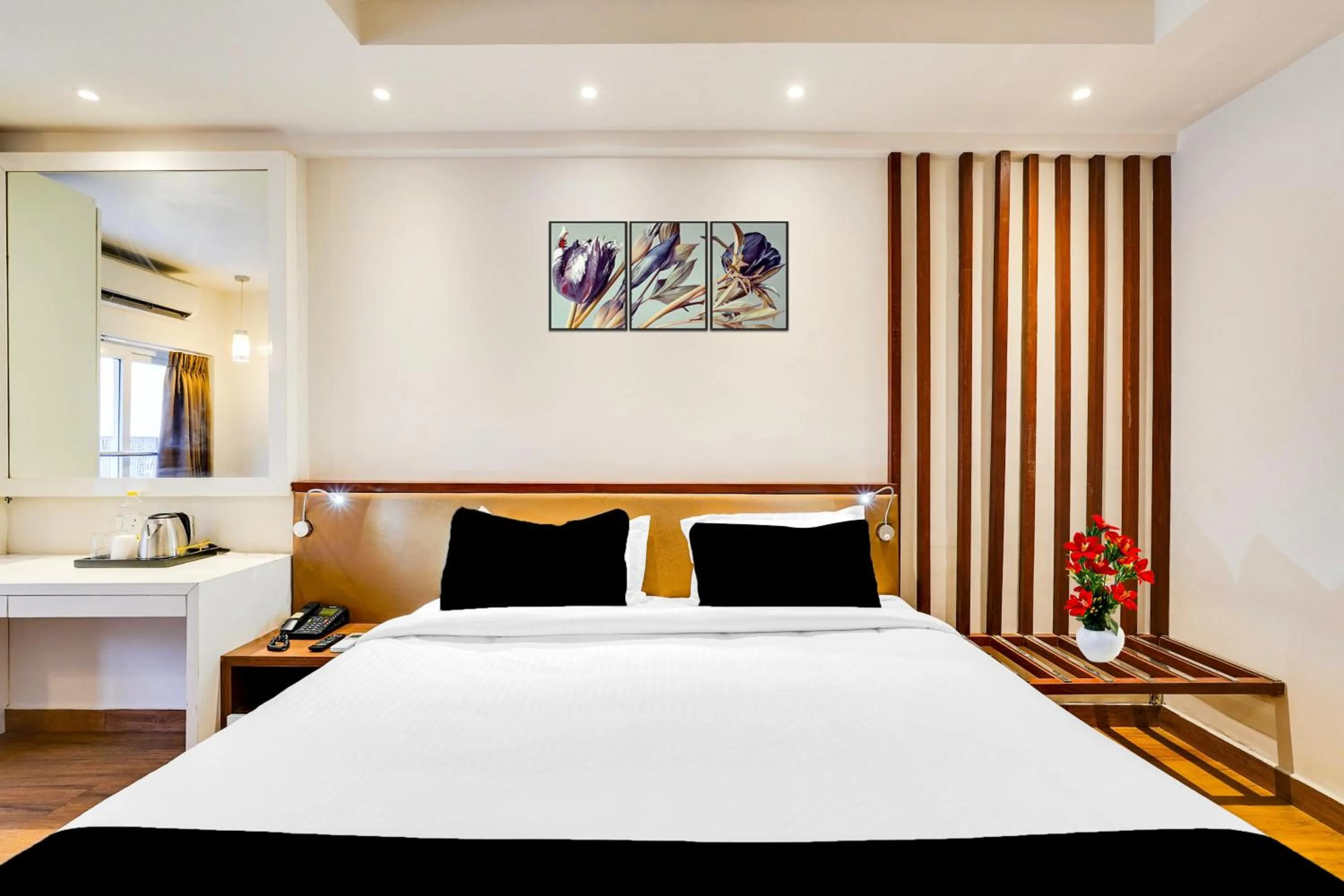 Bedroom, Bed in Townhouse Oak Kodambakkam Formerly Cine City